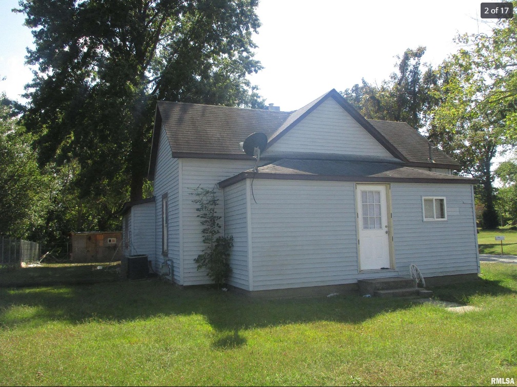 202  E Coal St Buckner IL 62819