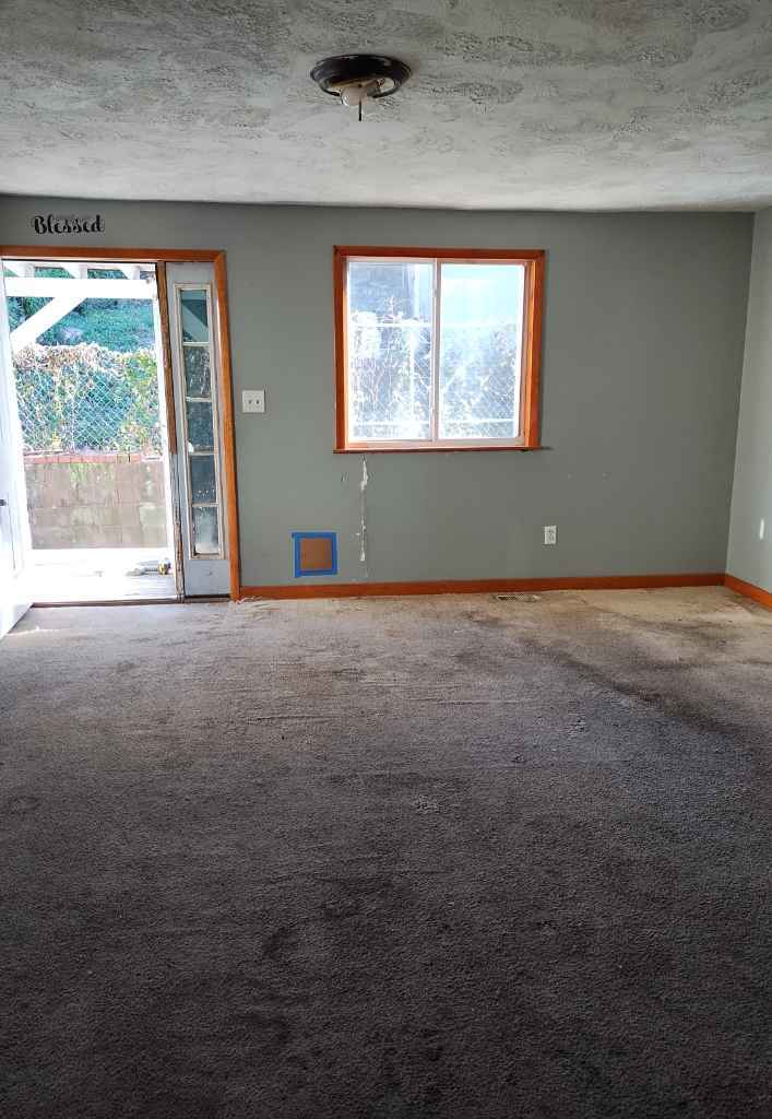 2210 Lane E, Wheeling, WV 26003