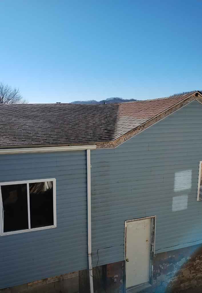 2210 Lane E, Wheeling, WV 26003