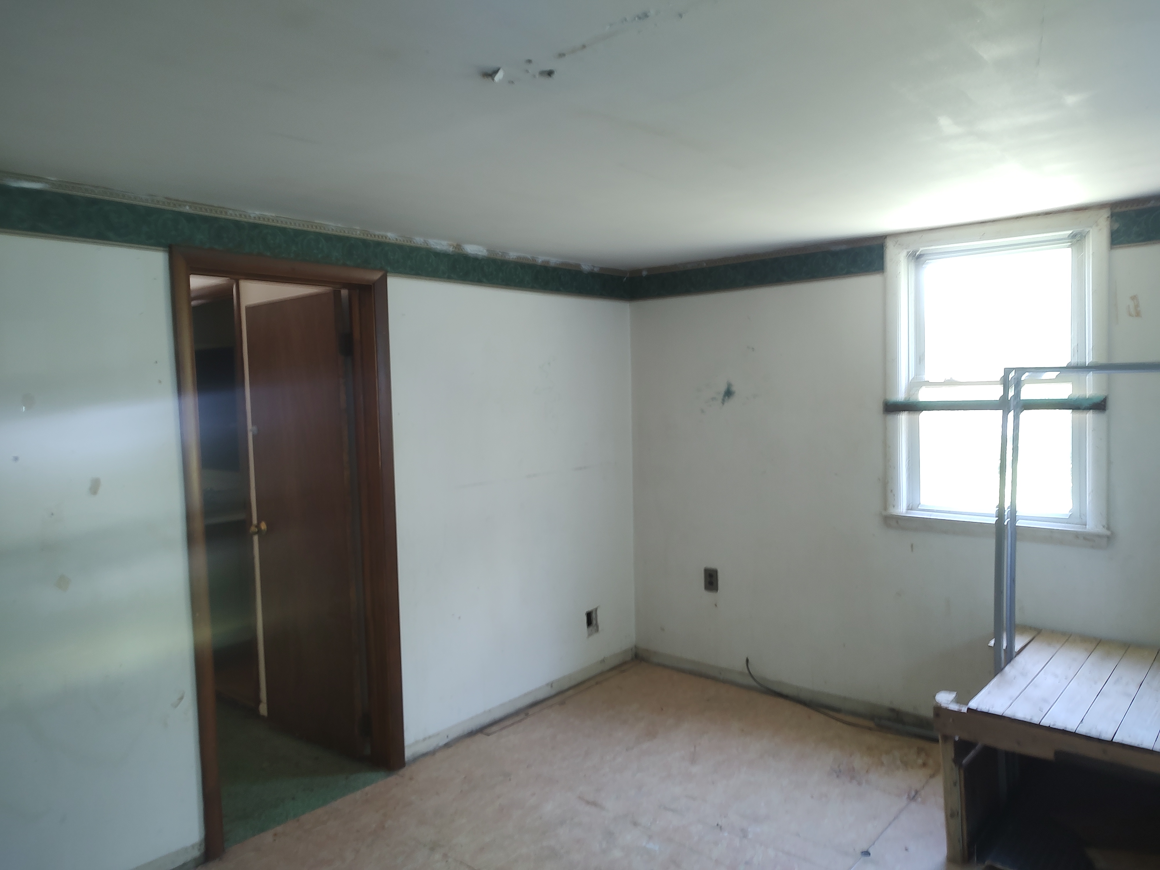 904 R Lincoln Ave, Steubenville, OH 43952