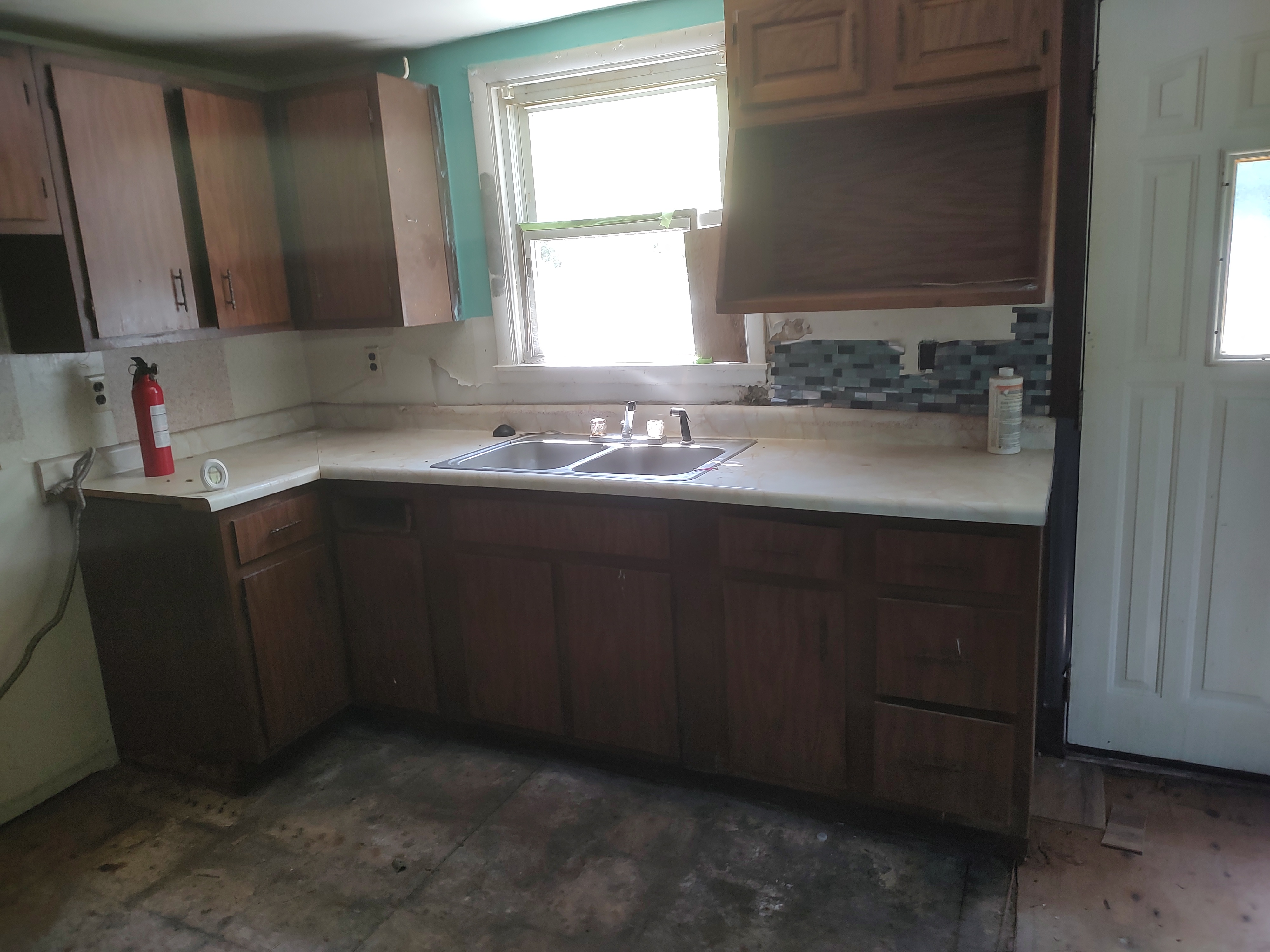 904 R Lincoln Ave, Steubenville, OH 43952