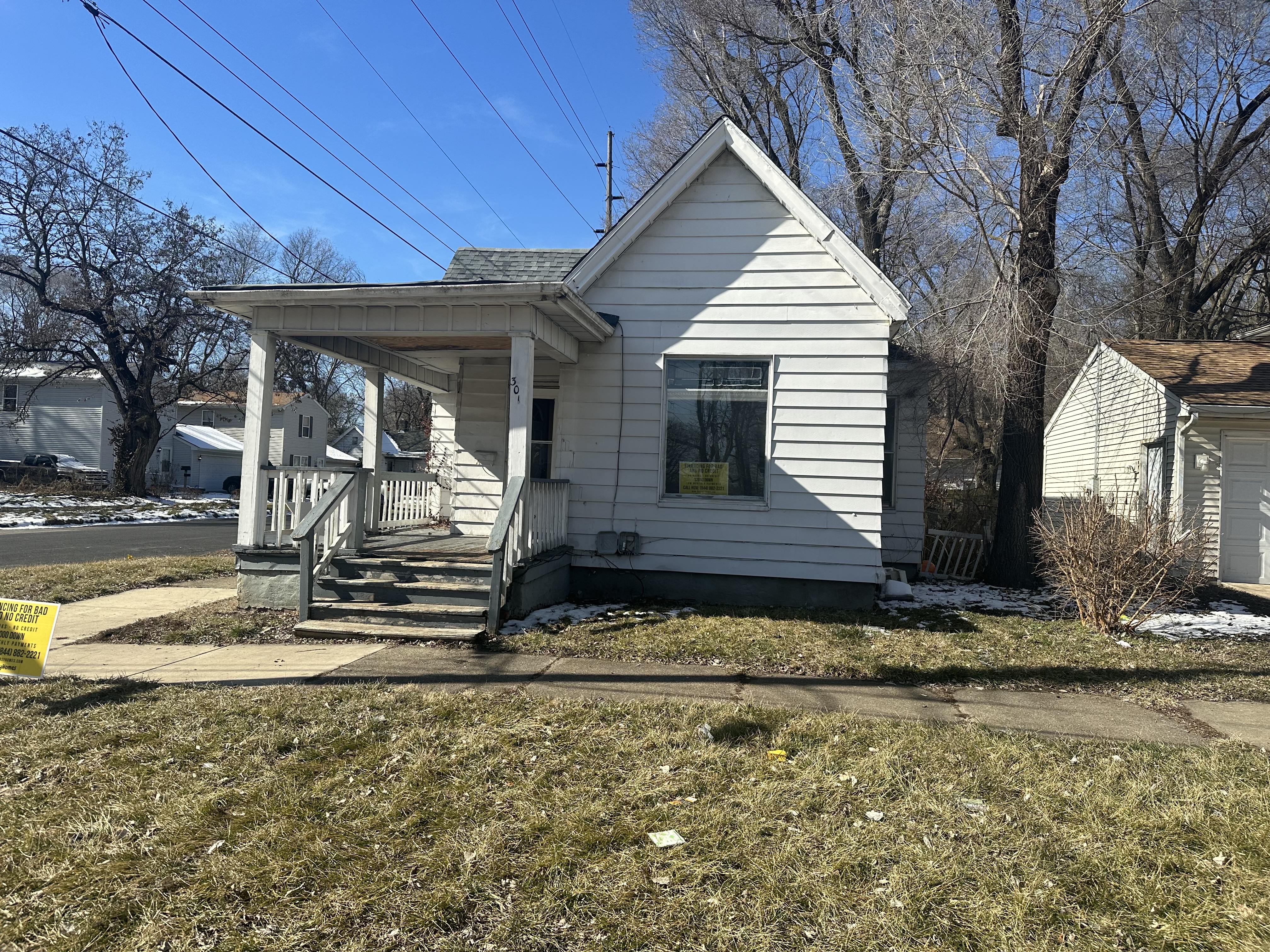 301 N Charlton St Peoria IL 61605