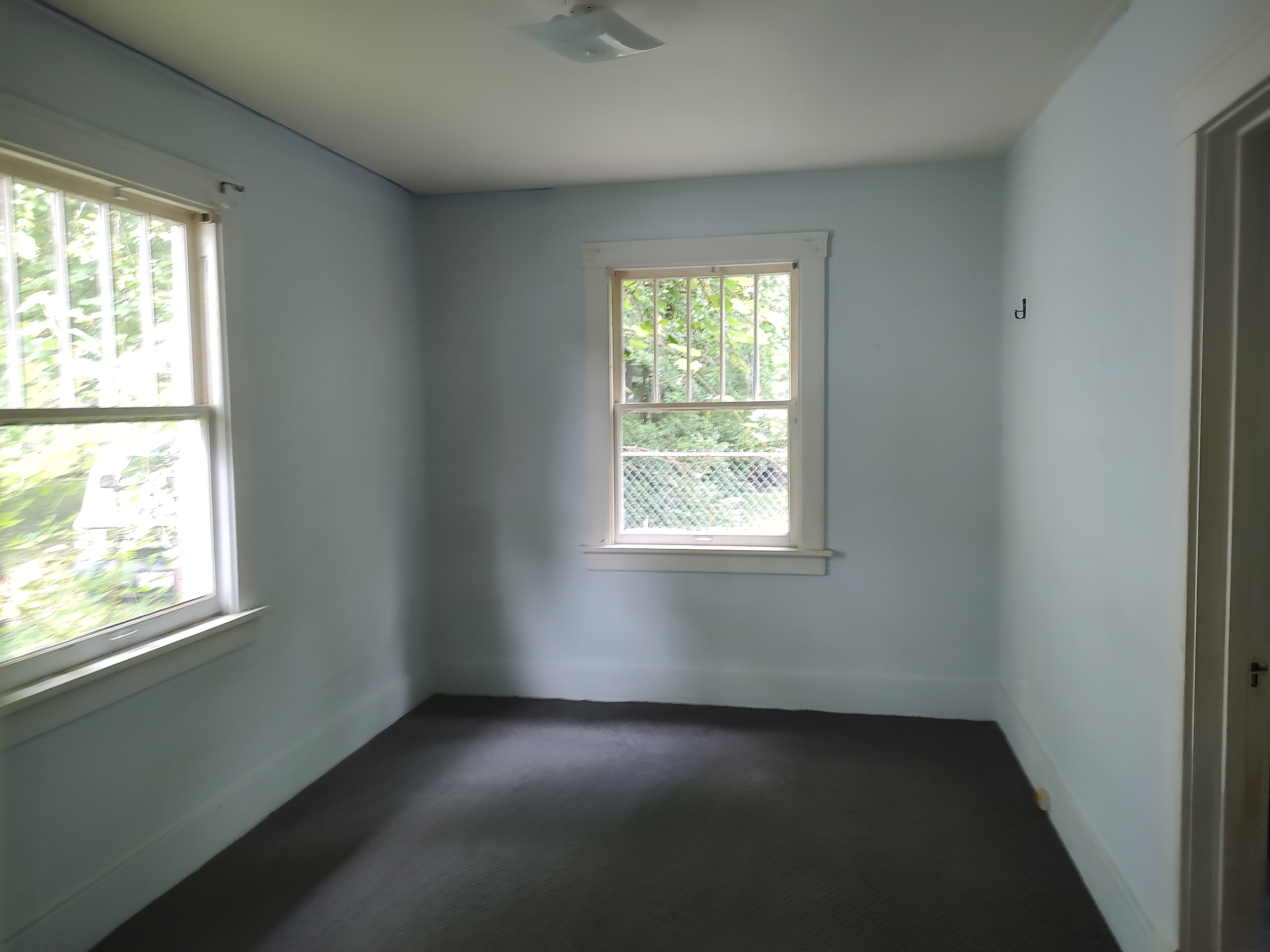 1121 W Gift Ave, Peoria, IL 61604