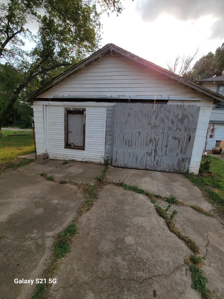 328 S Osage St Ponca City OK 74601