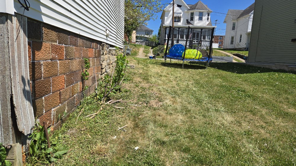 229 - 227 N 6th St Cambridge OH 43725