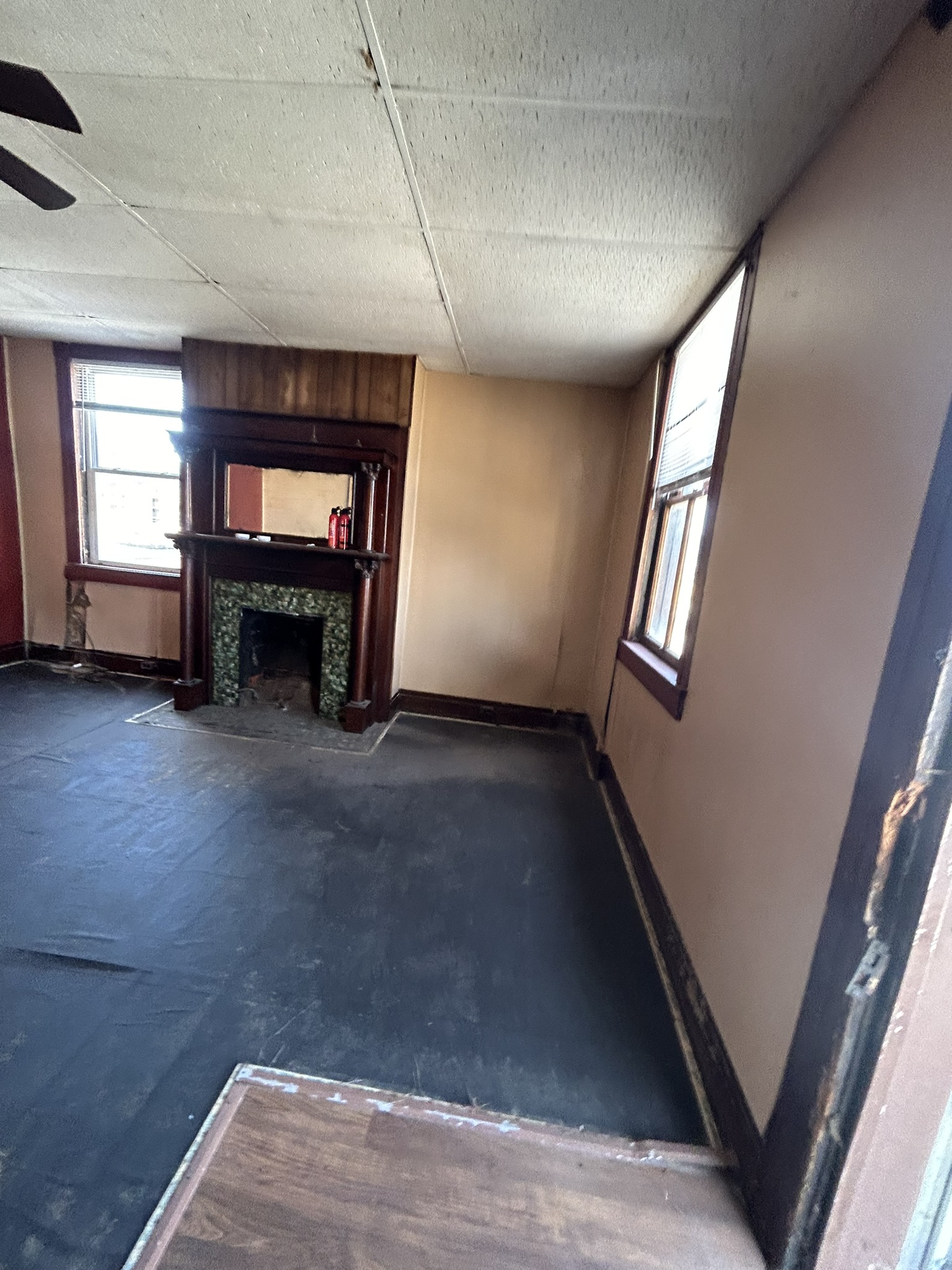64 22nd St, Wheeling, WV 26003