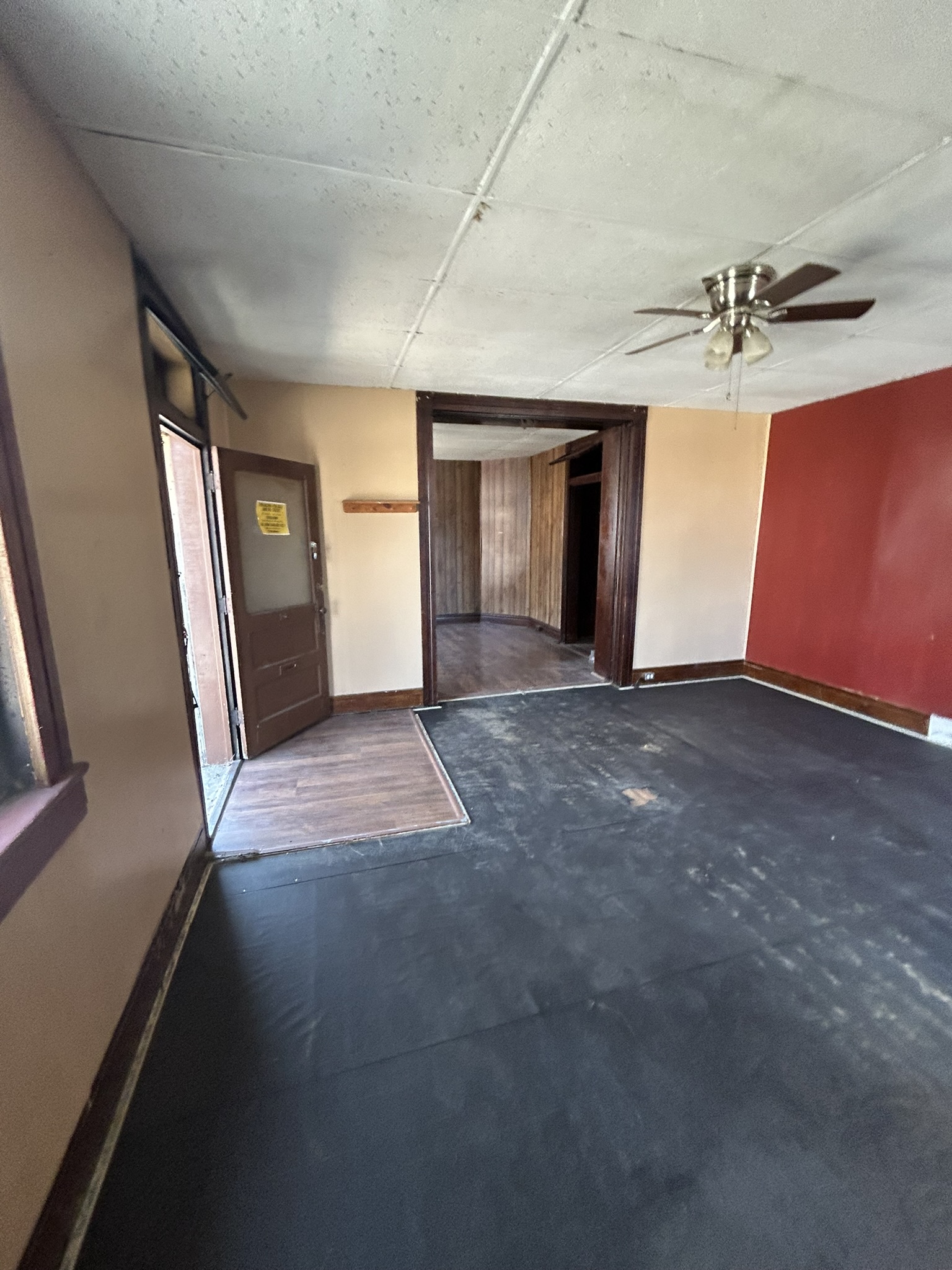 64 22nd St, Wheeling, WV 26003