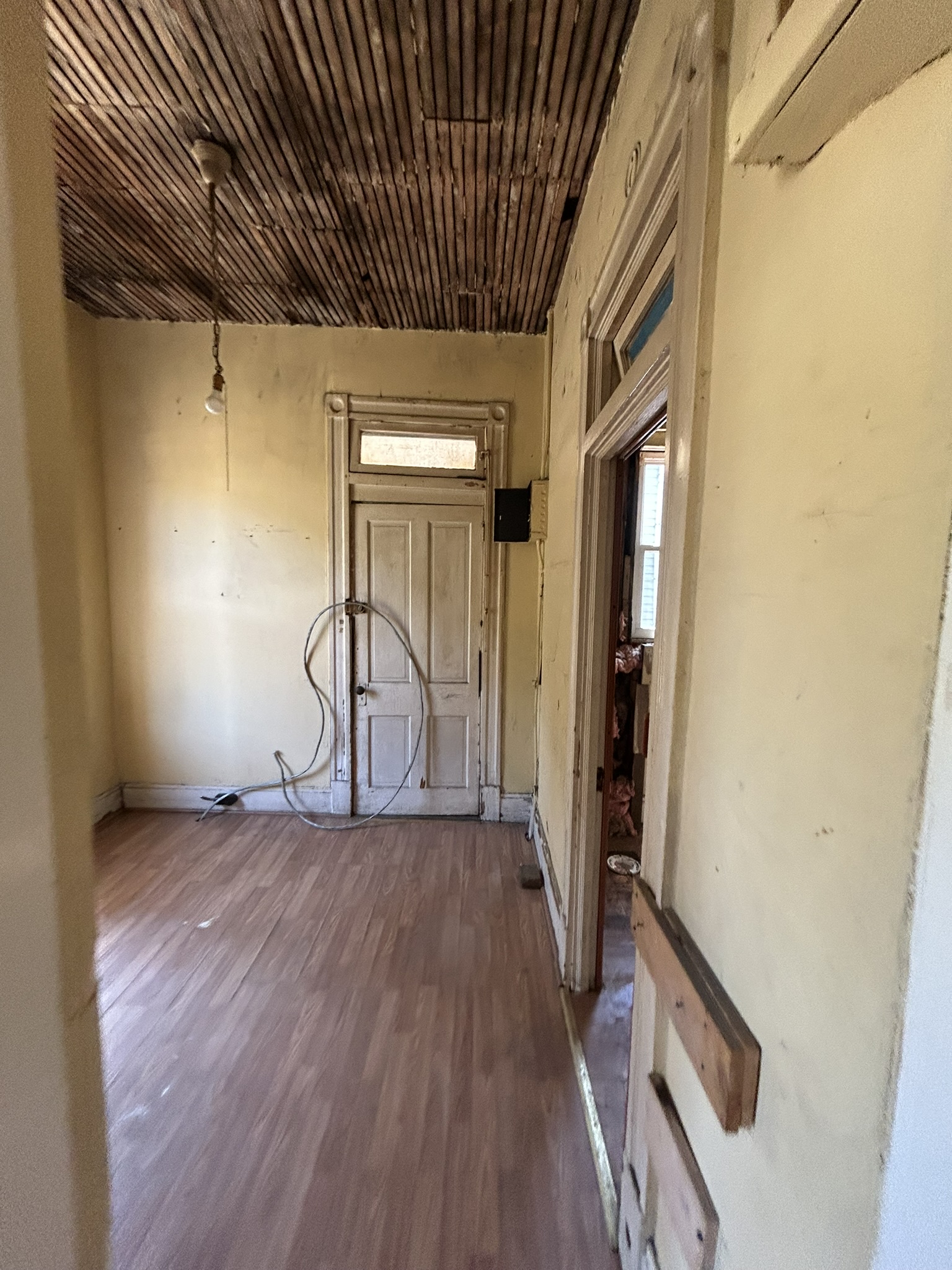 64 22nd St, Wheeling, WV 26003