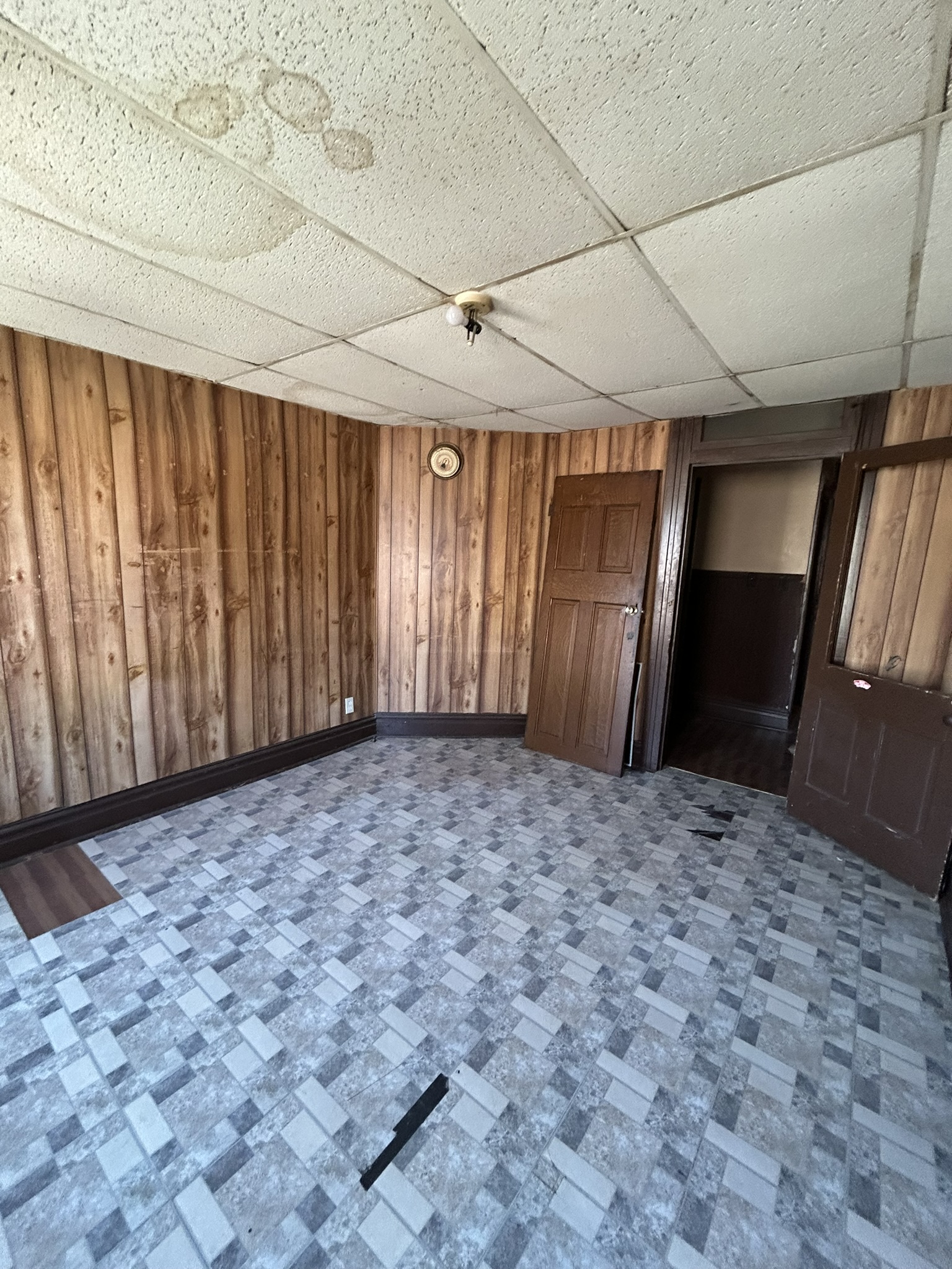 64 22nd St, Wheeling, WV 26003