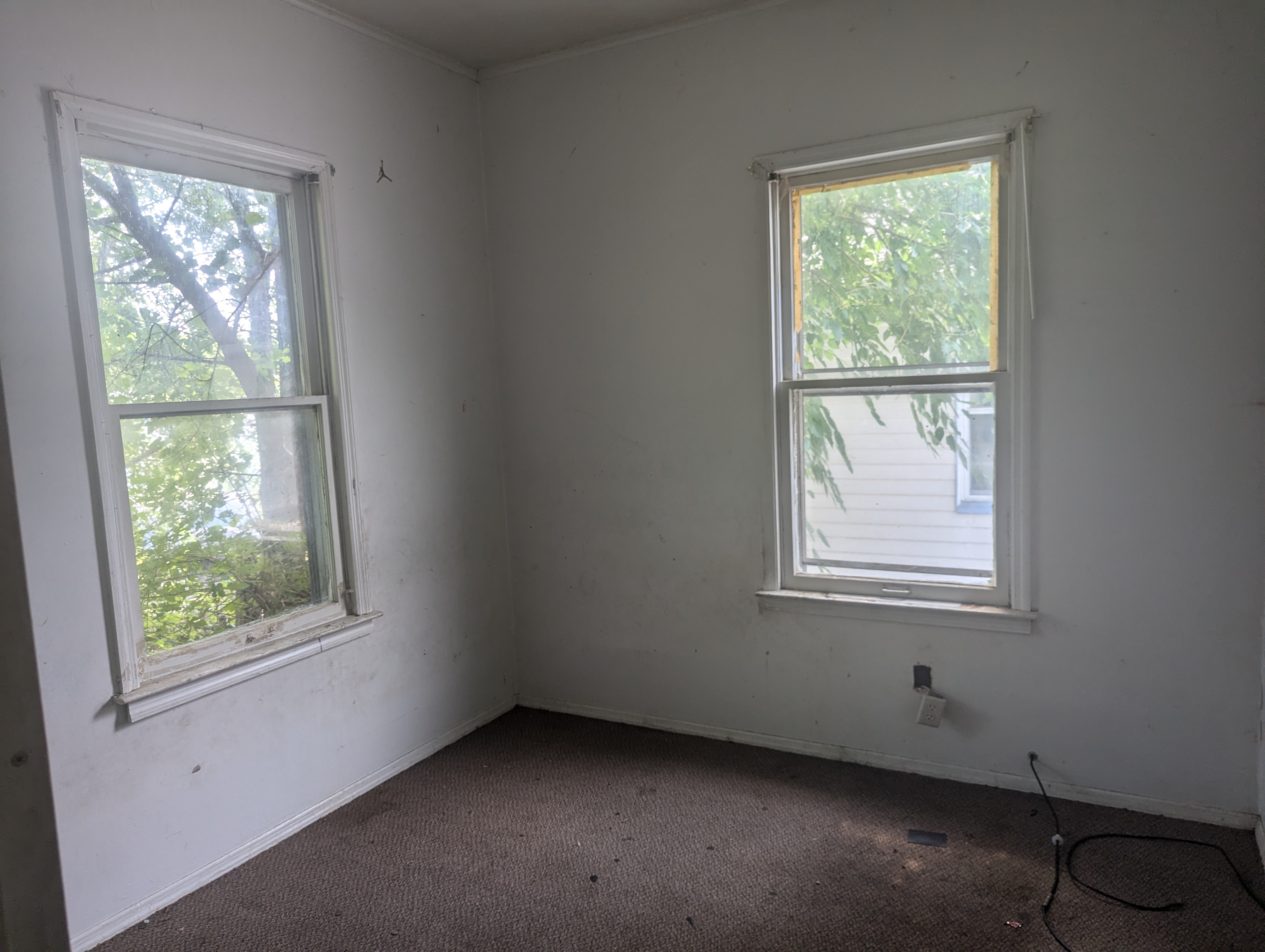 908 W Macqueen Ave, Peoria, IL 61604