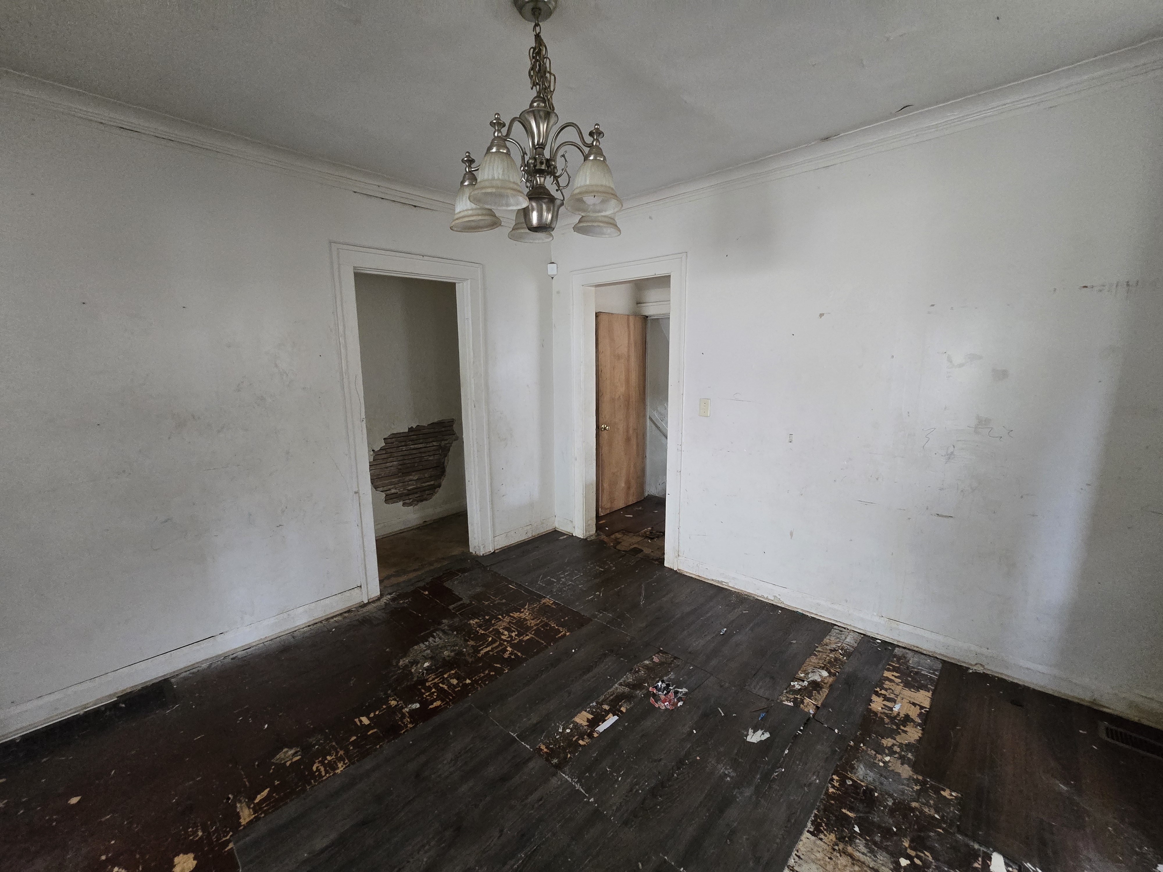 804 E. McClure Ave Peoria, IL, 61603