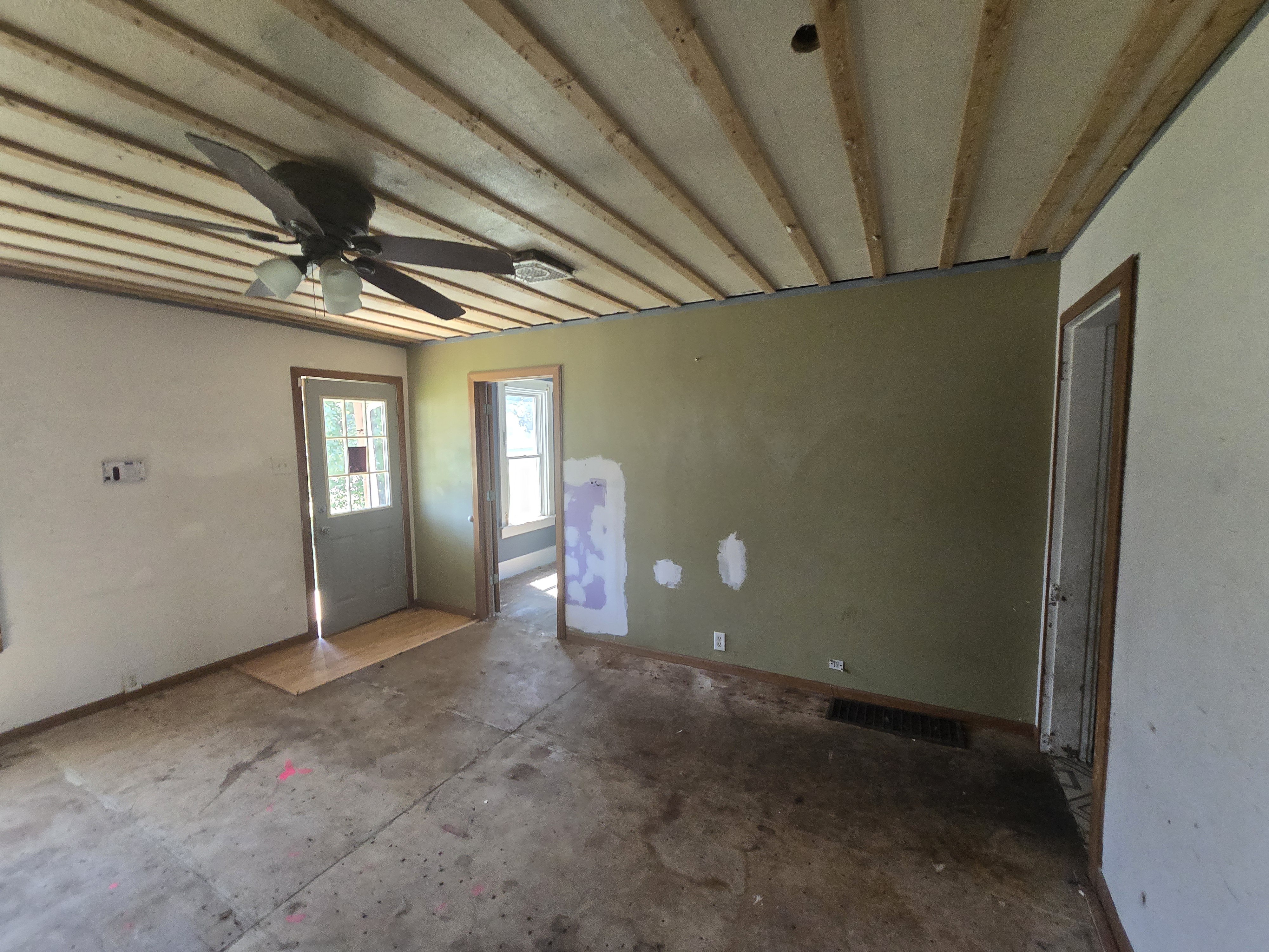 609 Liberty St. Muscatine IA 52761