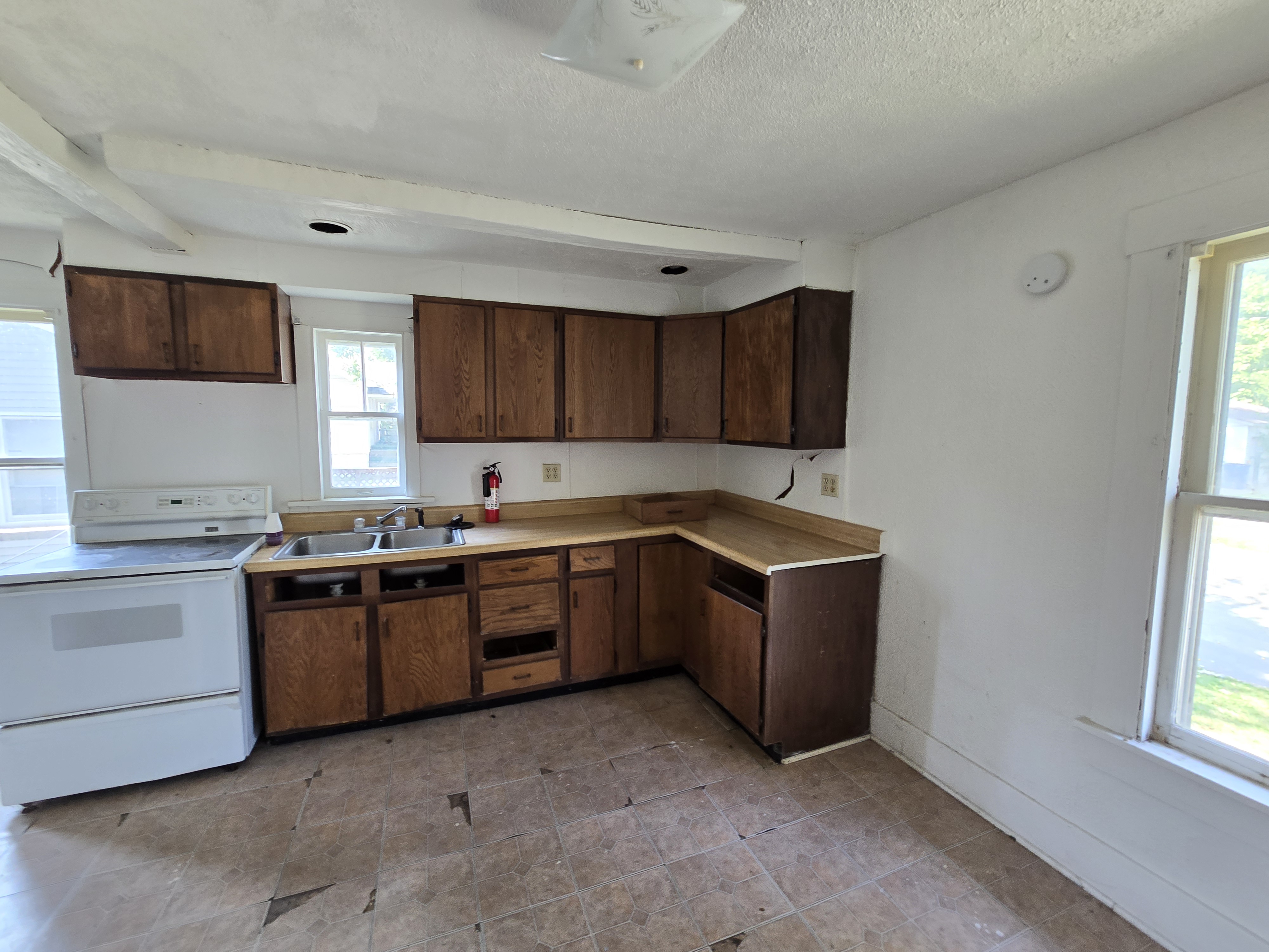 401 S 19th St Decatur IL 62521
