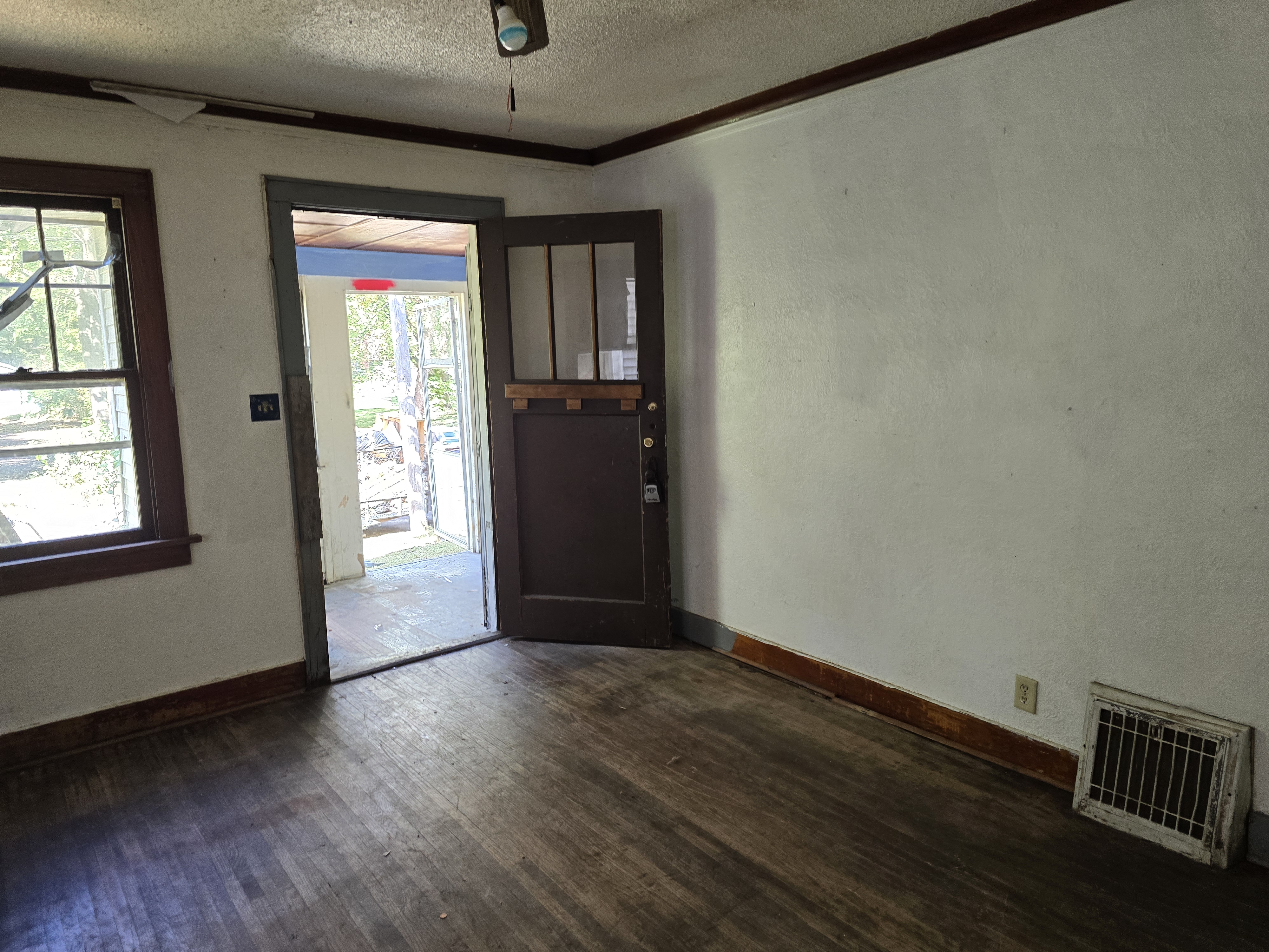 2728 W Wyoming St Peoria IL 61605