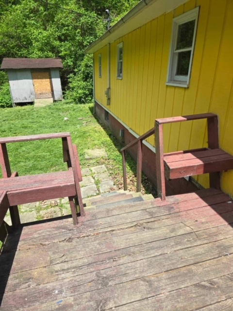 941 Darb Fork Hallow Hazard KY 41701