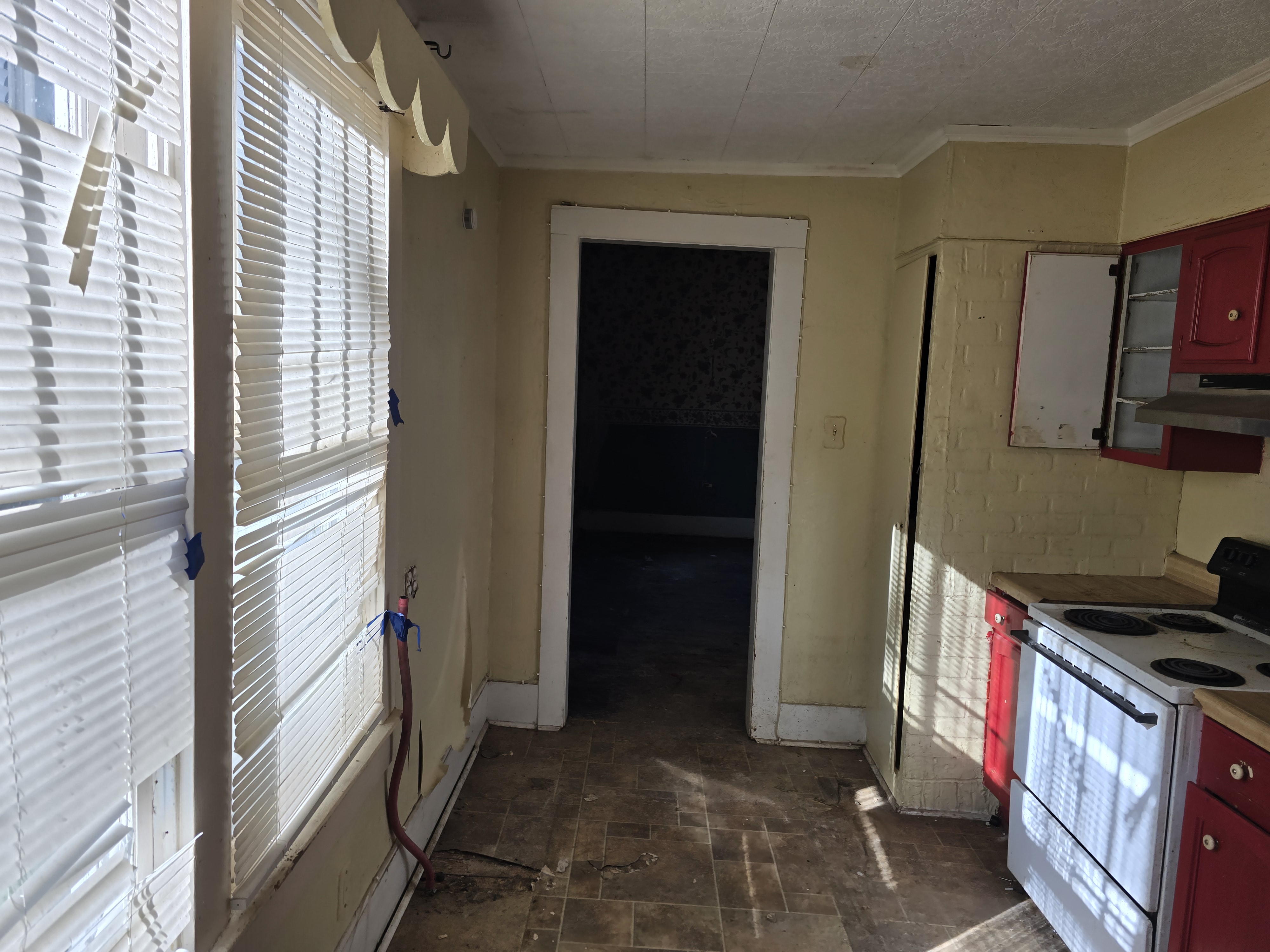 406 E 6th St, Stuttgart, AR 72160