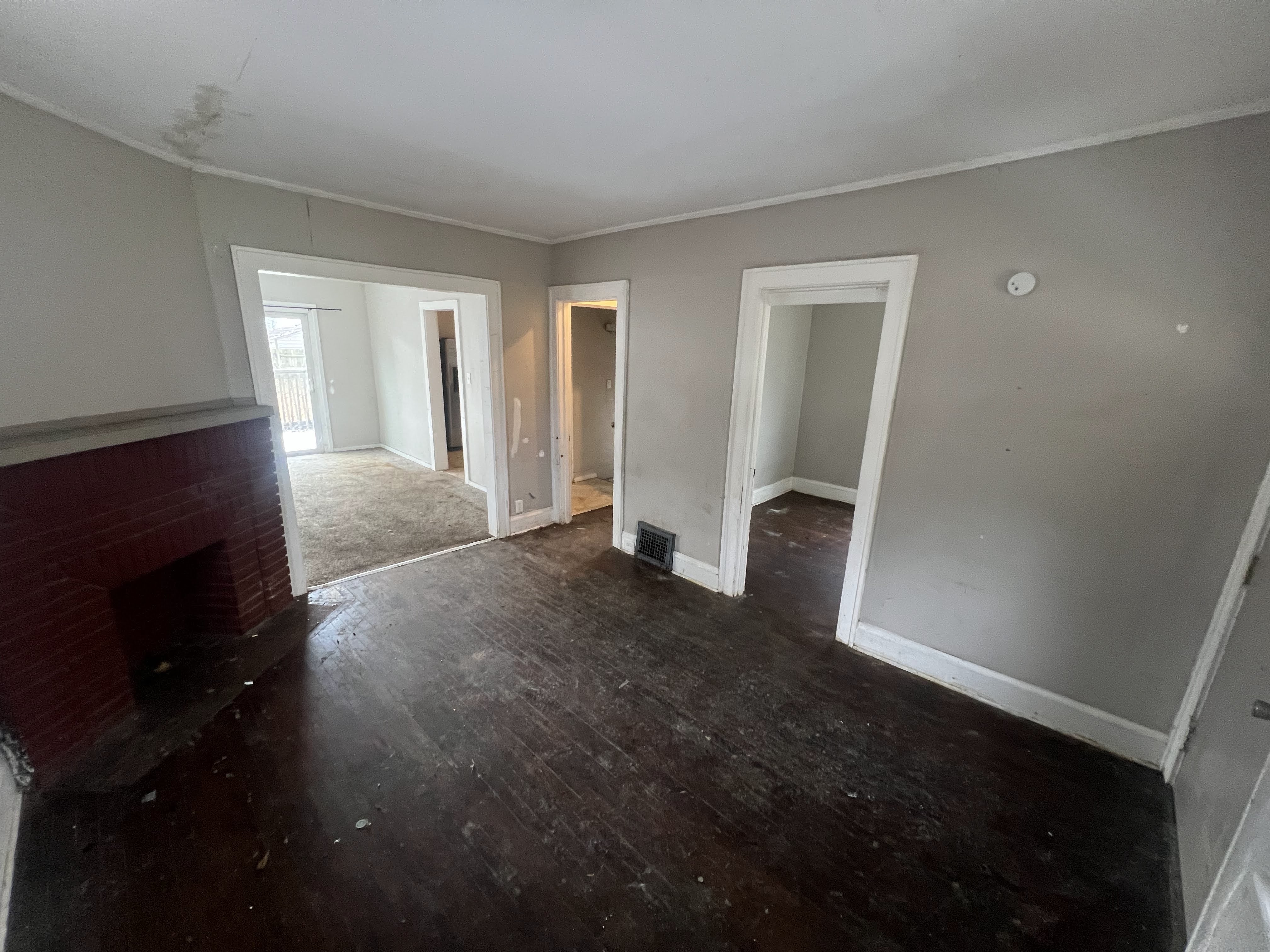 76 E Mapledale Ave Akron OH 44301