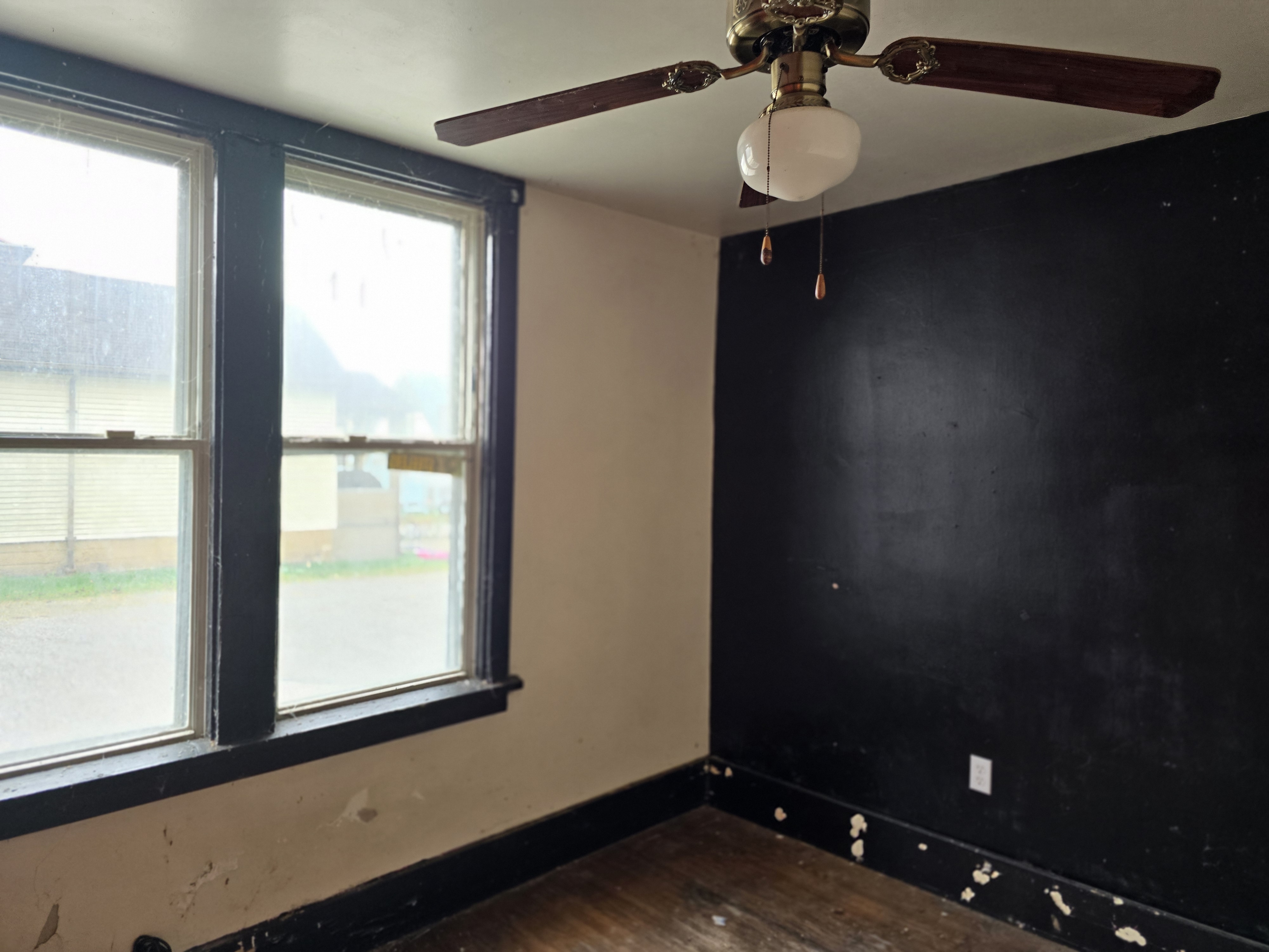 315 Marshall St McMenchen WV 26040
