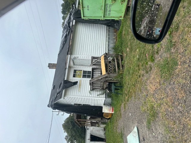 100 Dean St Dillonvale OH 43917