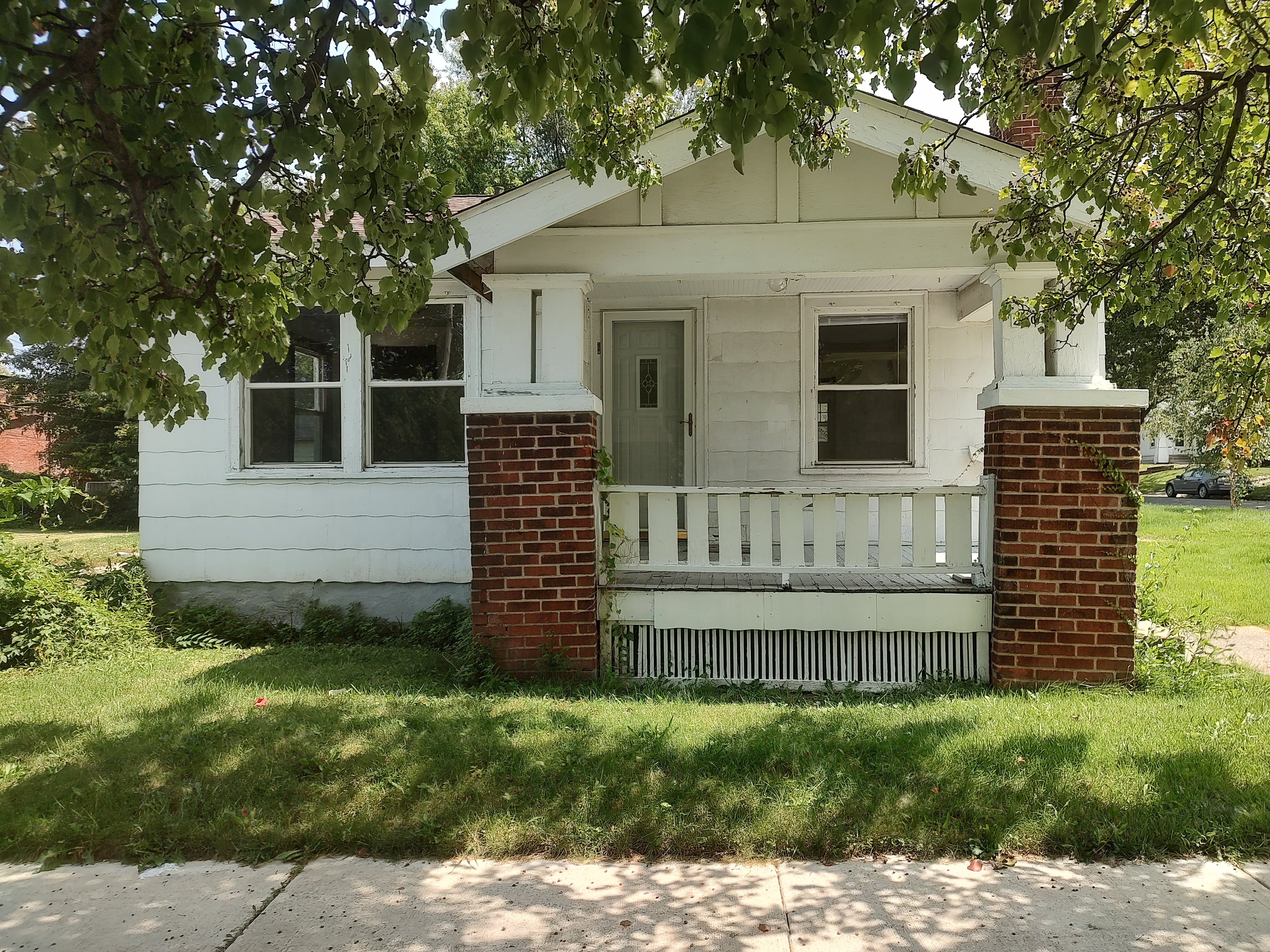 290 S Maffit St Decatur IL 62521
