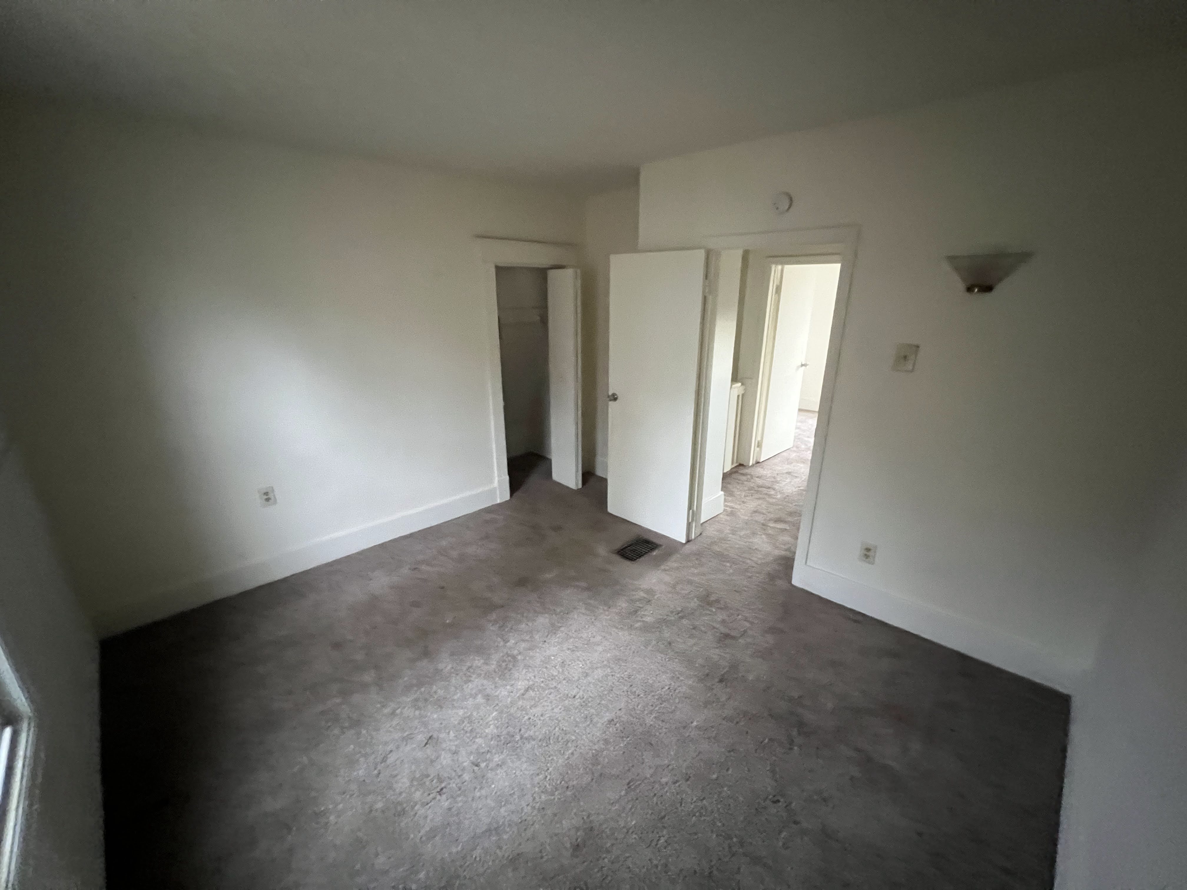 230 Locust St Ambridge, PA 15003
