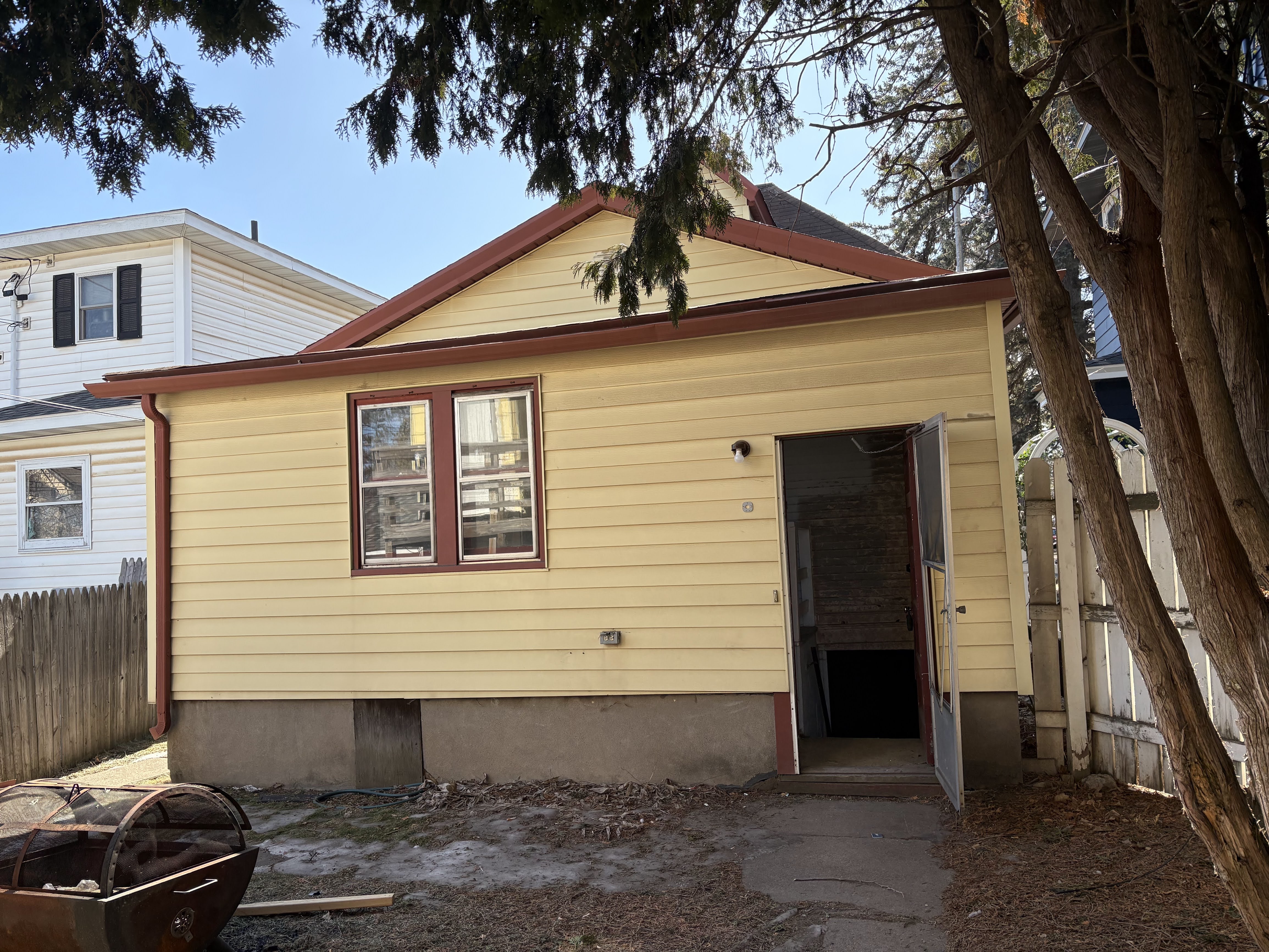 405 8th St S Virginia MN 55792