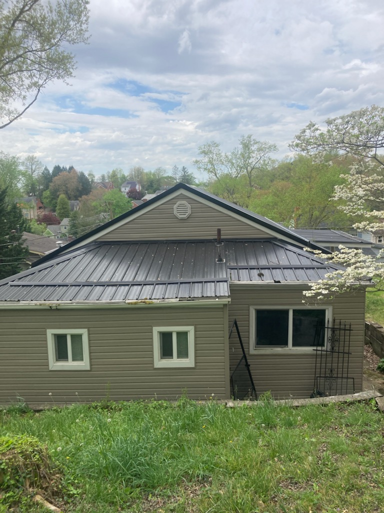 922 Greendale Dr Charleston WV 25302