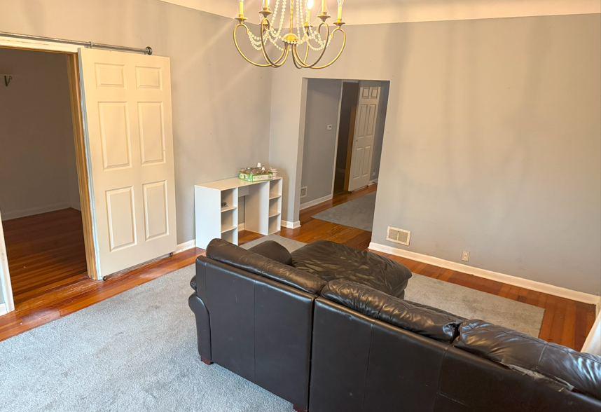 330 Dexter Street Toledo, OH 43608