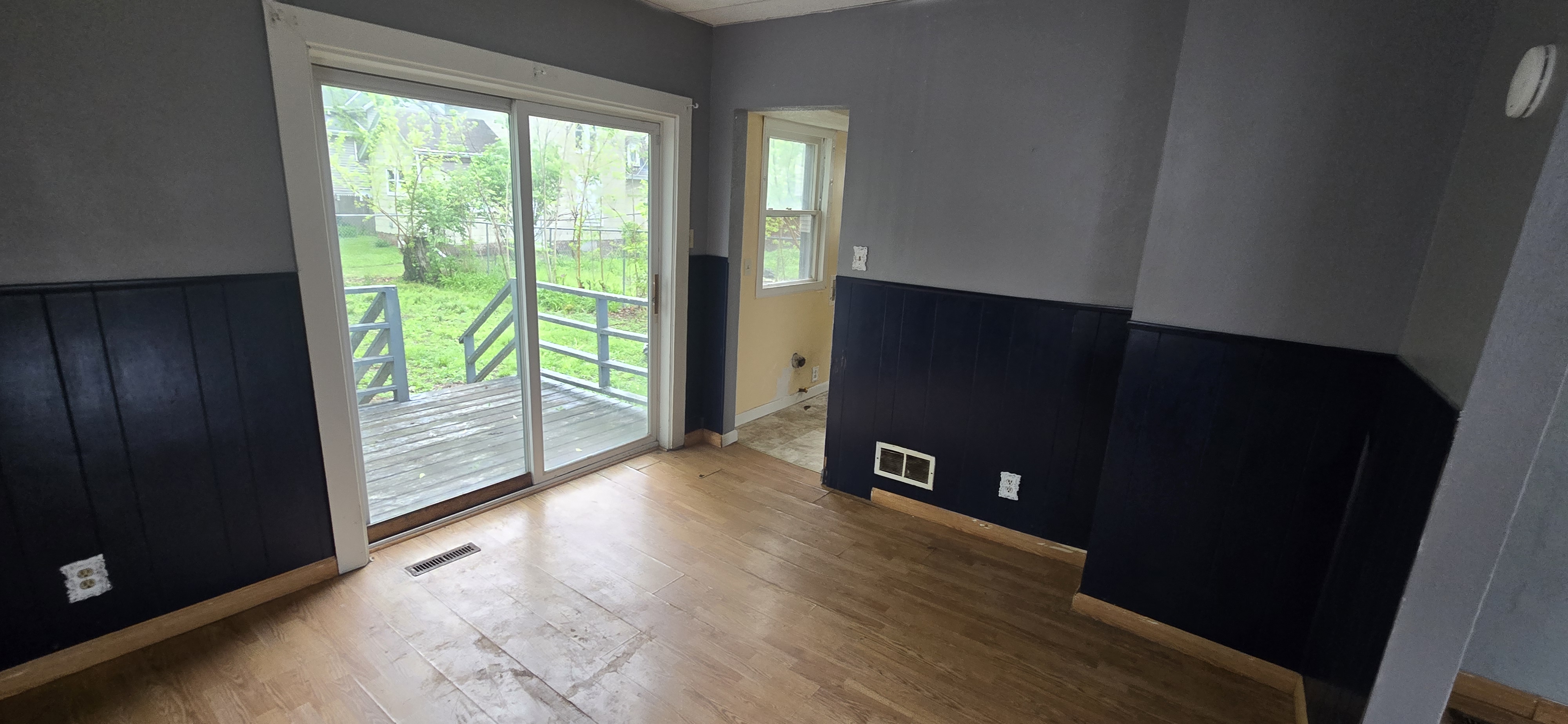 831 W Russel St. Peoria IL 61606