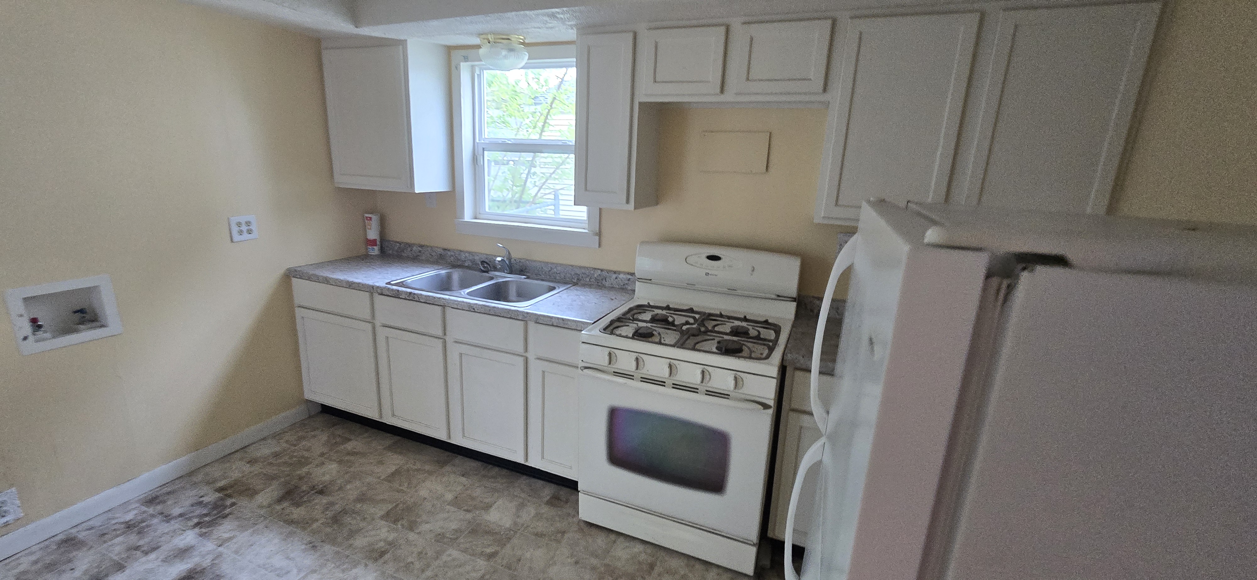 831 W Russel St. Peoria IL 61606
