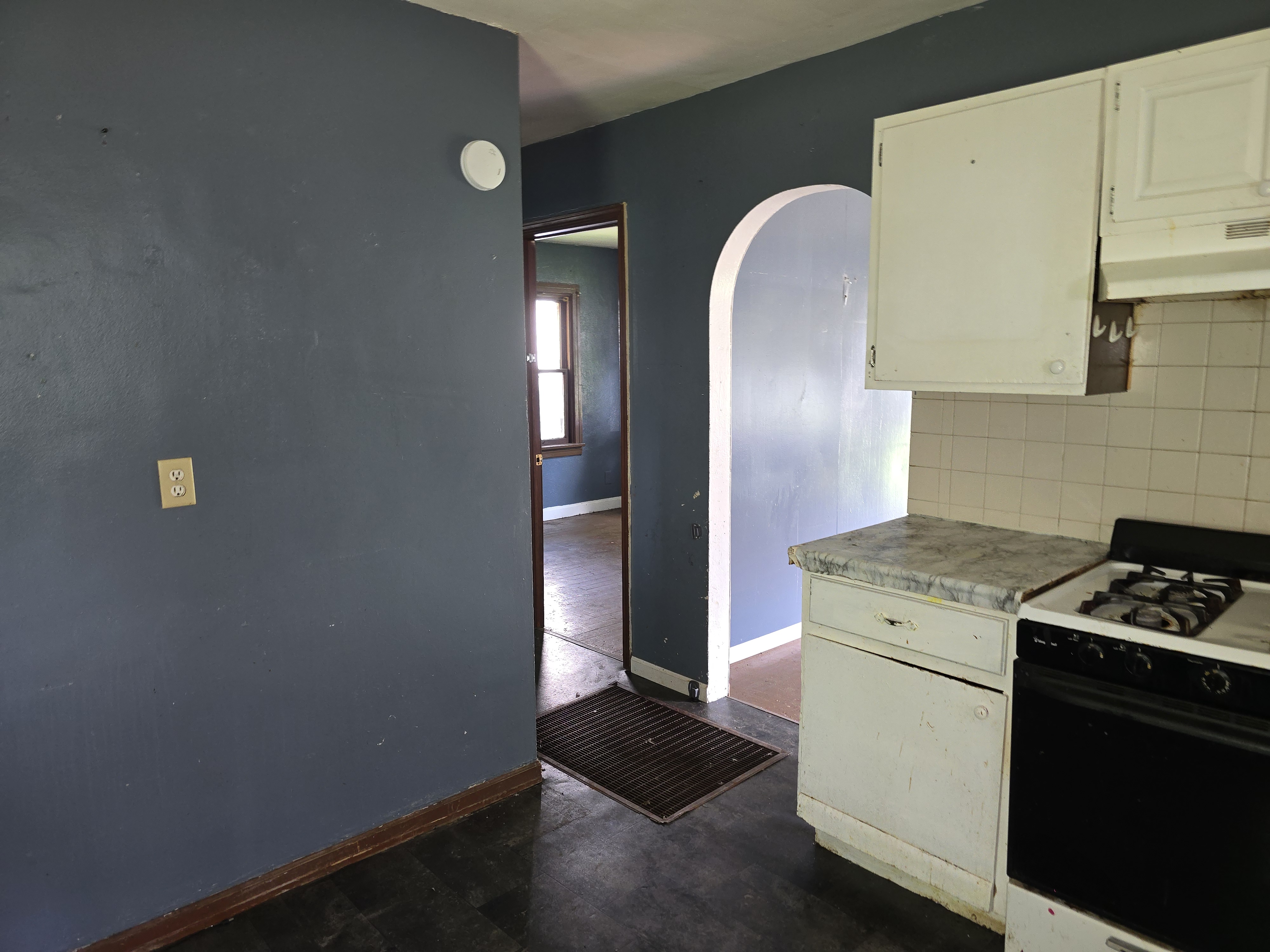 3031 W Meidroth St, Peoria, IL 61605