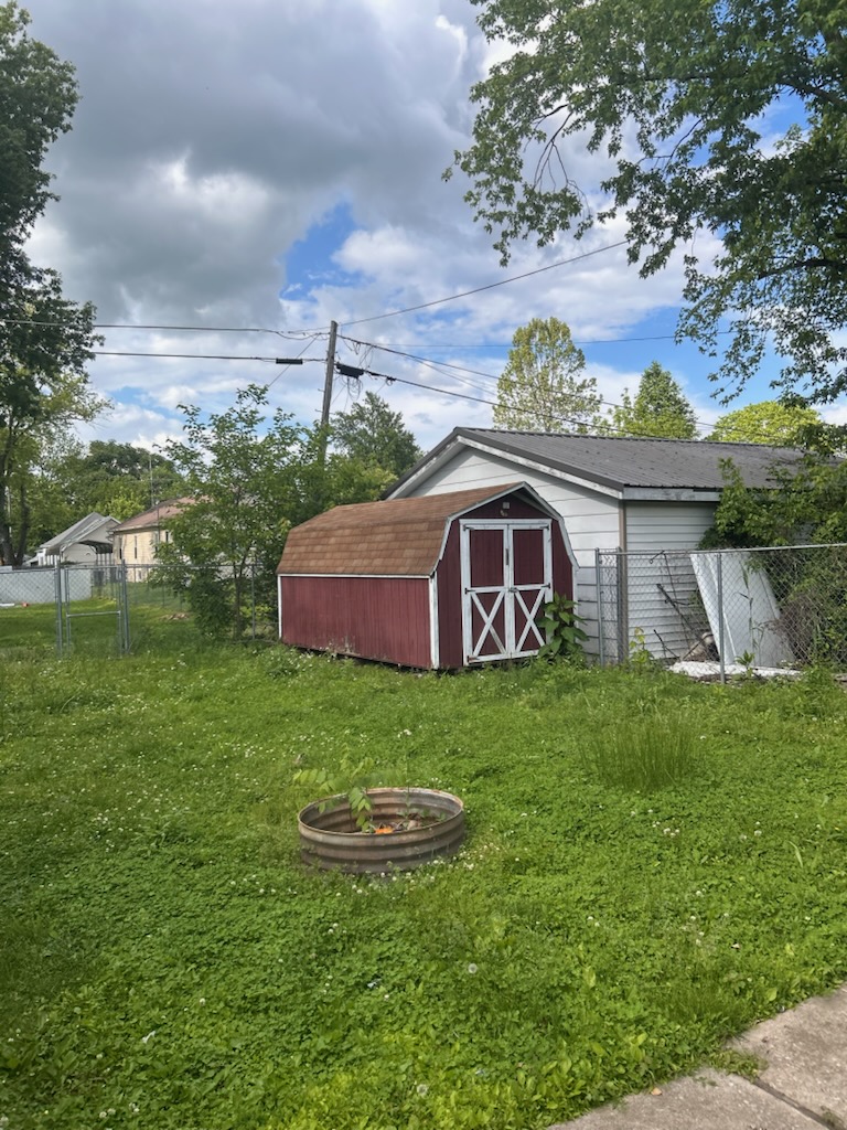 205 E St Louis St West Frankfort IL 62896