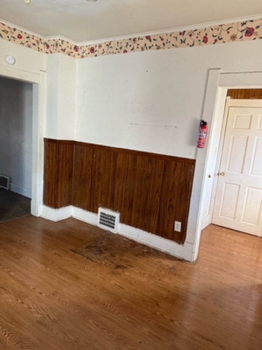 2923 Chestnut St Toledo OH 43608