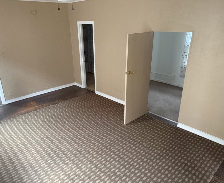 319 Dexter St, Toledo, OH 43608