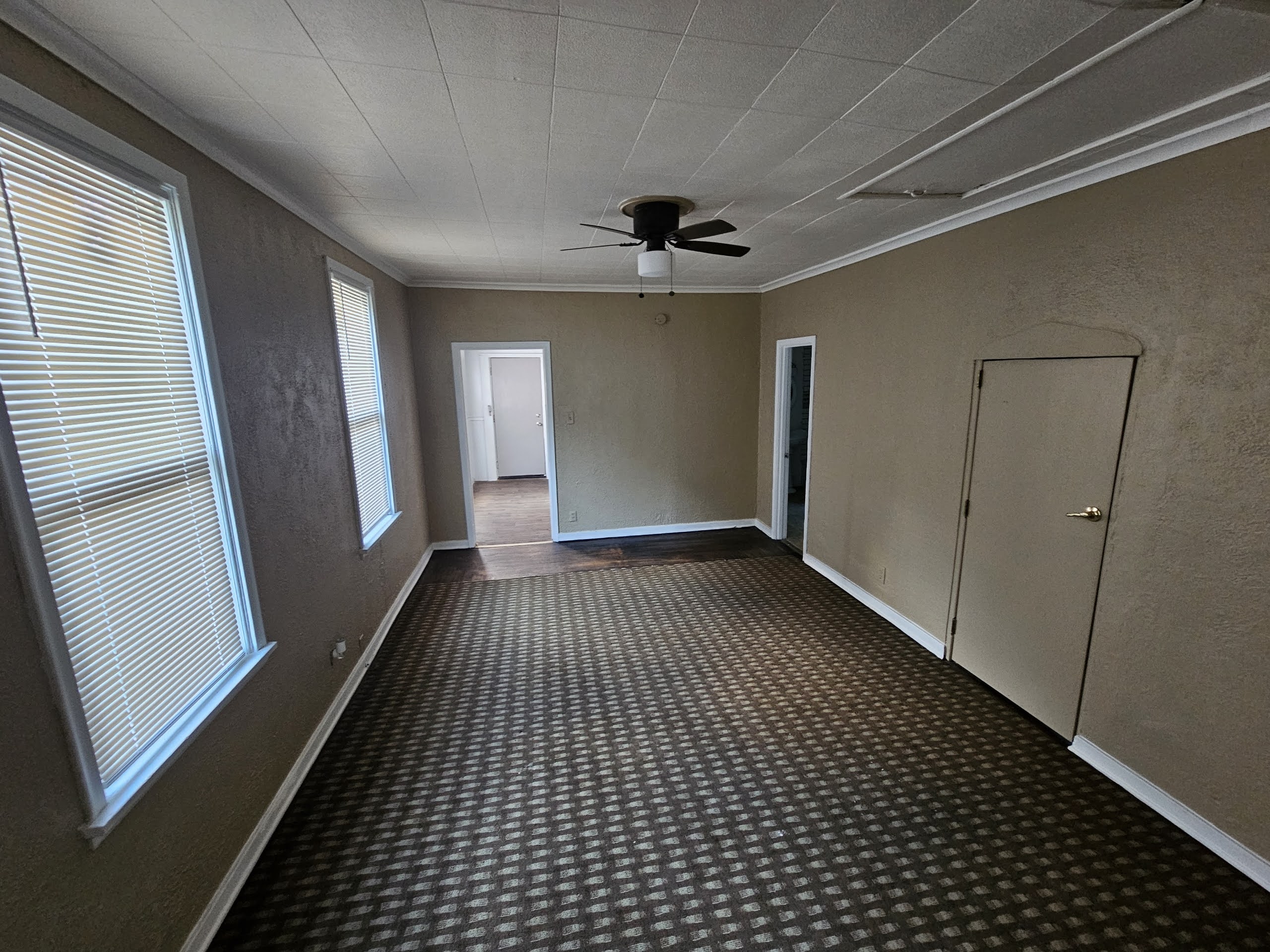 319 Dexter St, Toledo, OH 43608