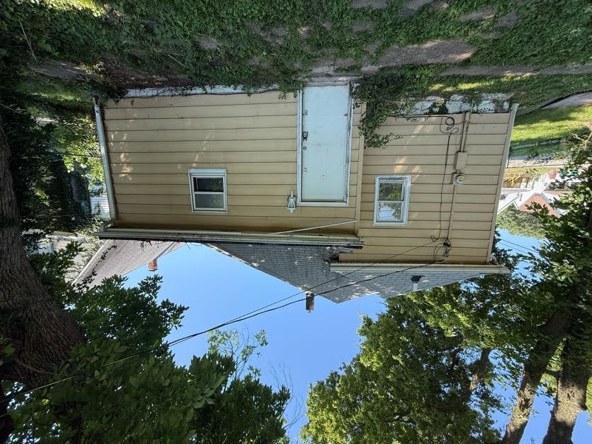 403 E Division St Decatur IL 62526