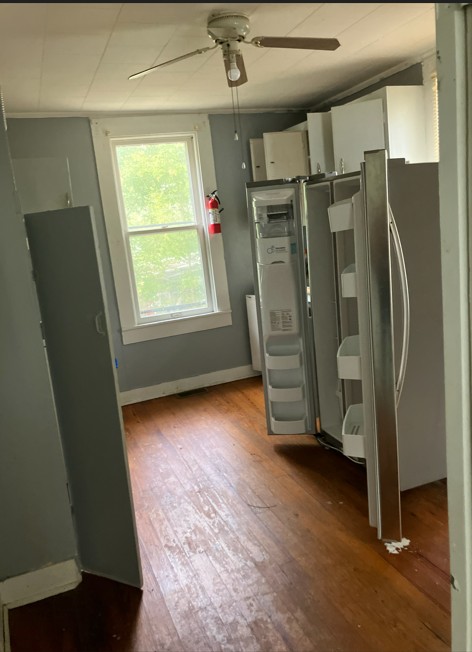 223 E Clara St Golconda, IL 62938