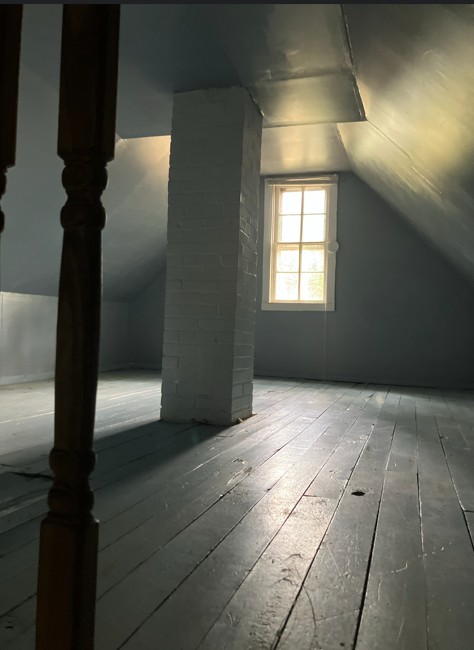 223 E Clara St Golconda, IL 62938