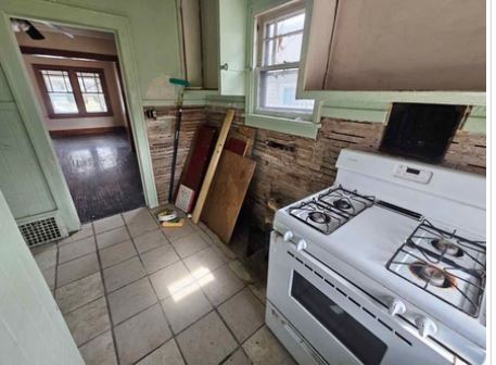 820 E Virginia Ave Peoria IL 61603