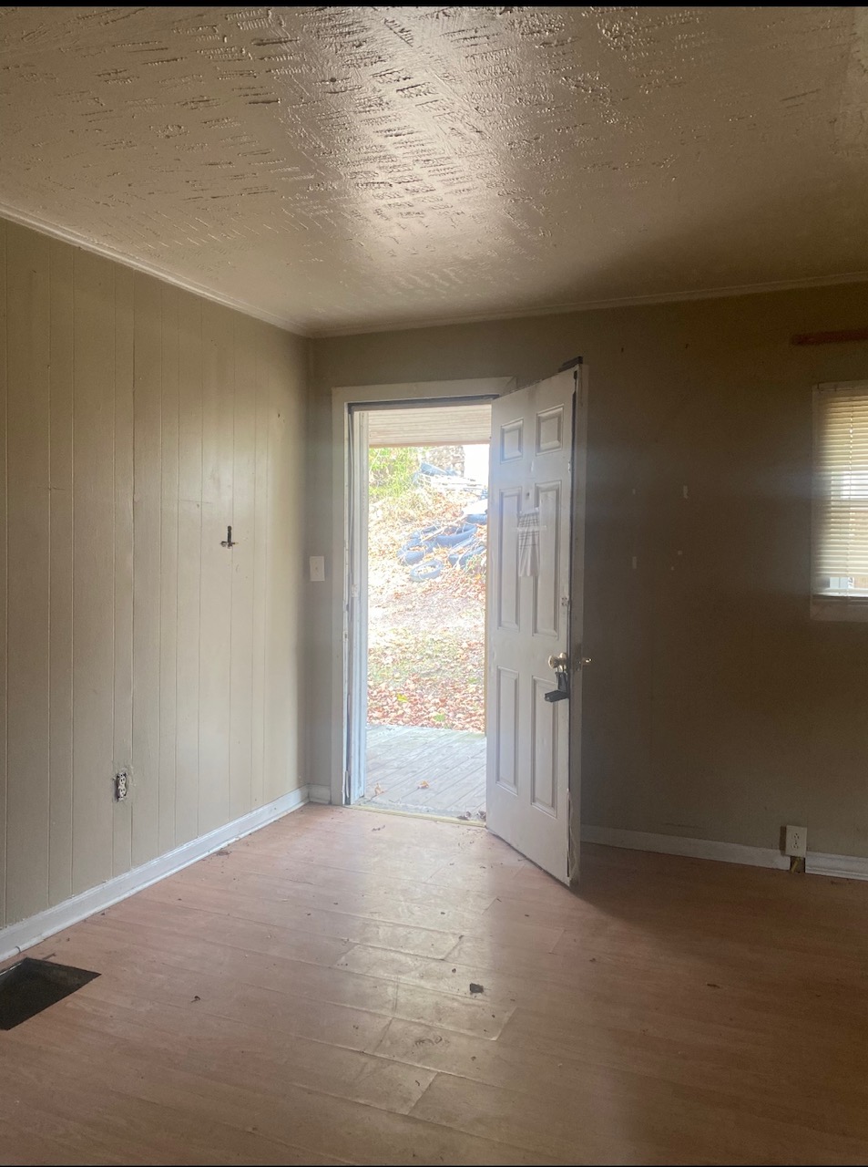 837 Kentucky Ave SW Norton VA 24273