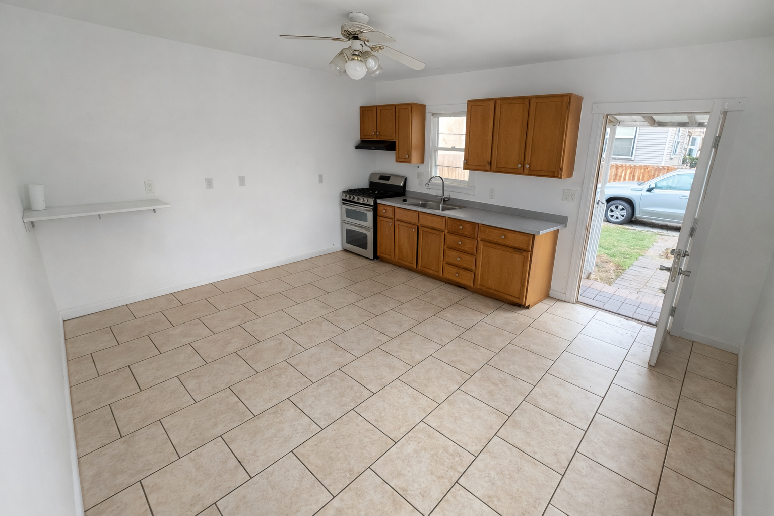 2121 N Prospect Rd Peoria IL 61603