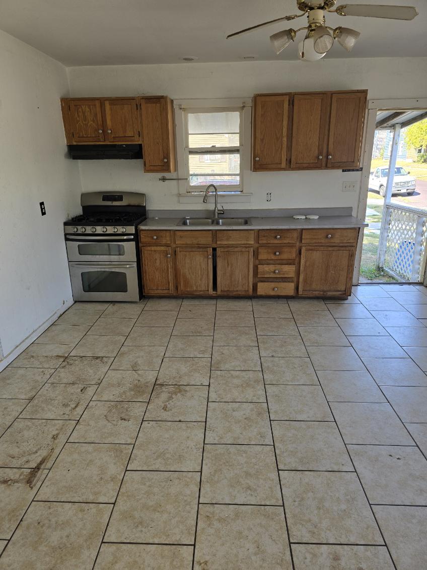 2121 N Prospect Rd Peoria IL 61603