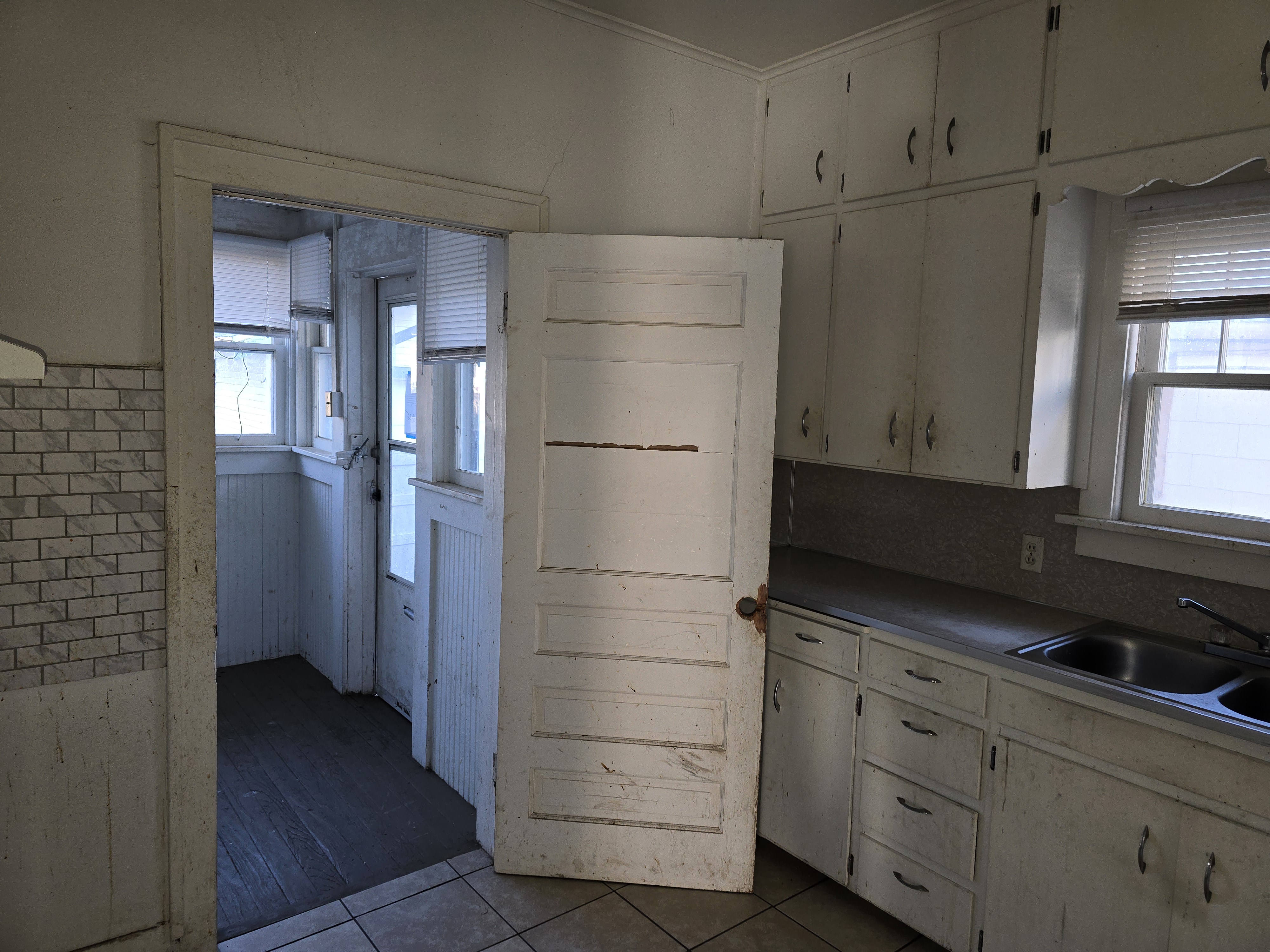 442 E Lincoln Ave Blackwell OK 74631