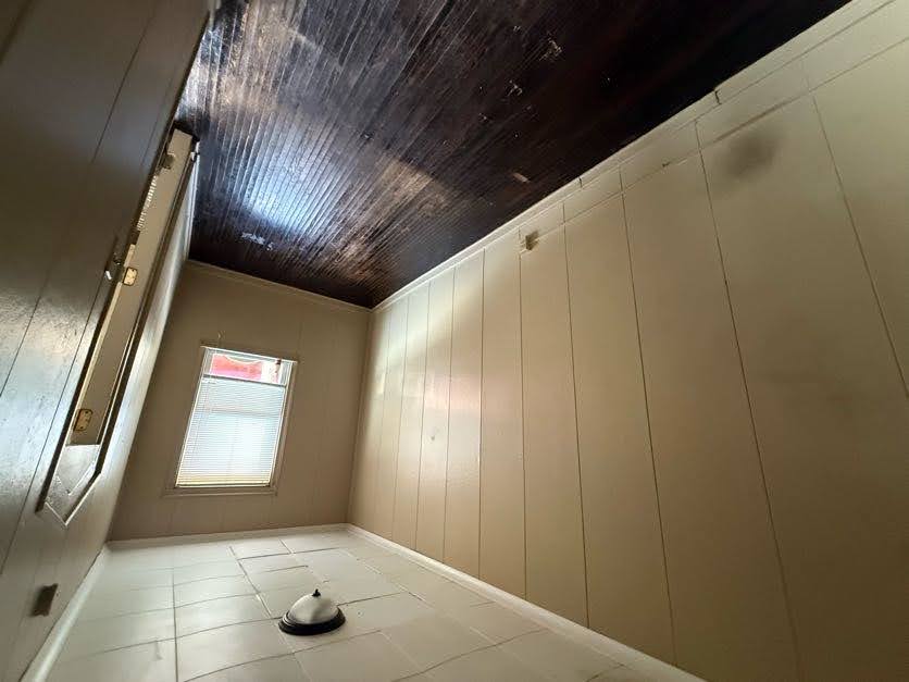 319 Dexter St, Toledo, OH 43608