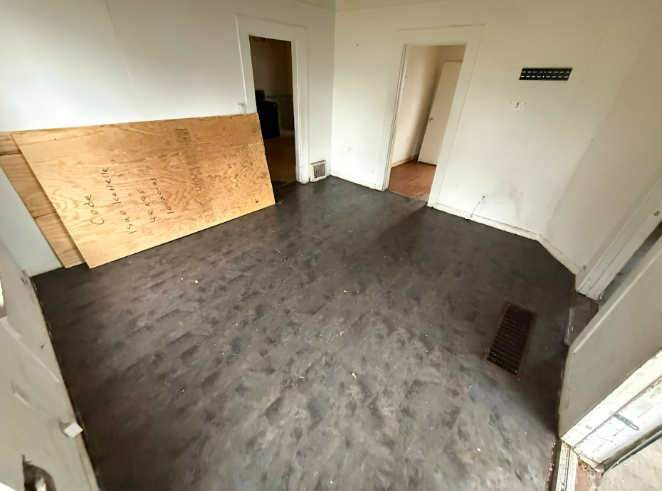 1540 W Kettelle St Peoria IL 61605