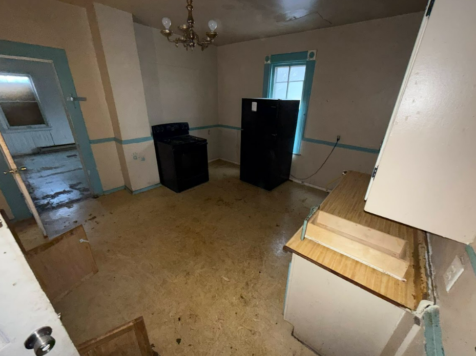 1540 W Kettelle St Peoria IL 61605