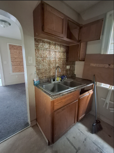 130 S Cleveland Ave Peoria IL 61605