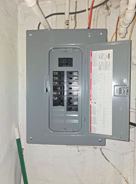 130 S Cleveland Ave Peoria IL 61605