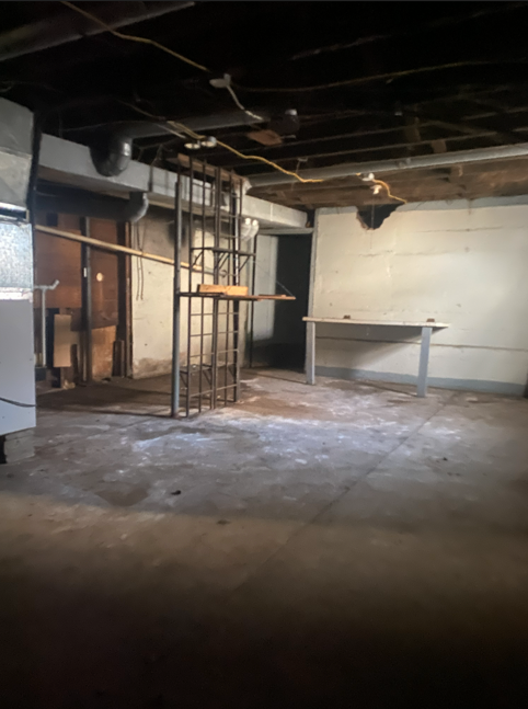 203 W Lindell St West Frankfort IL 62896