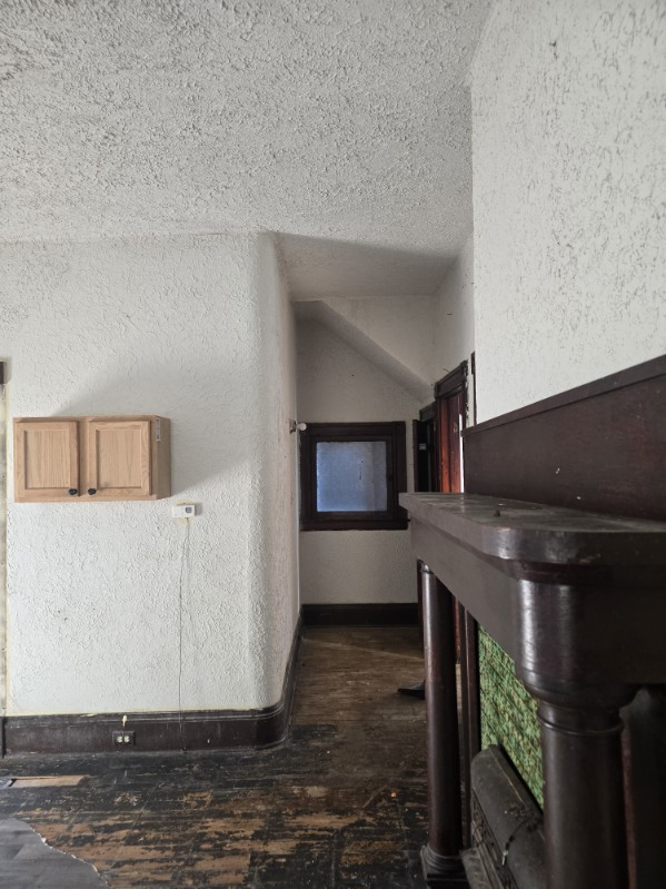 17 7th St Wheeling WV 26003